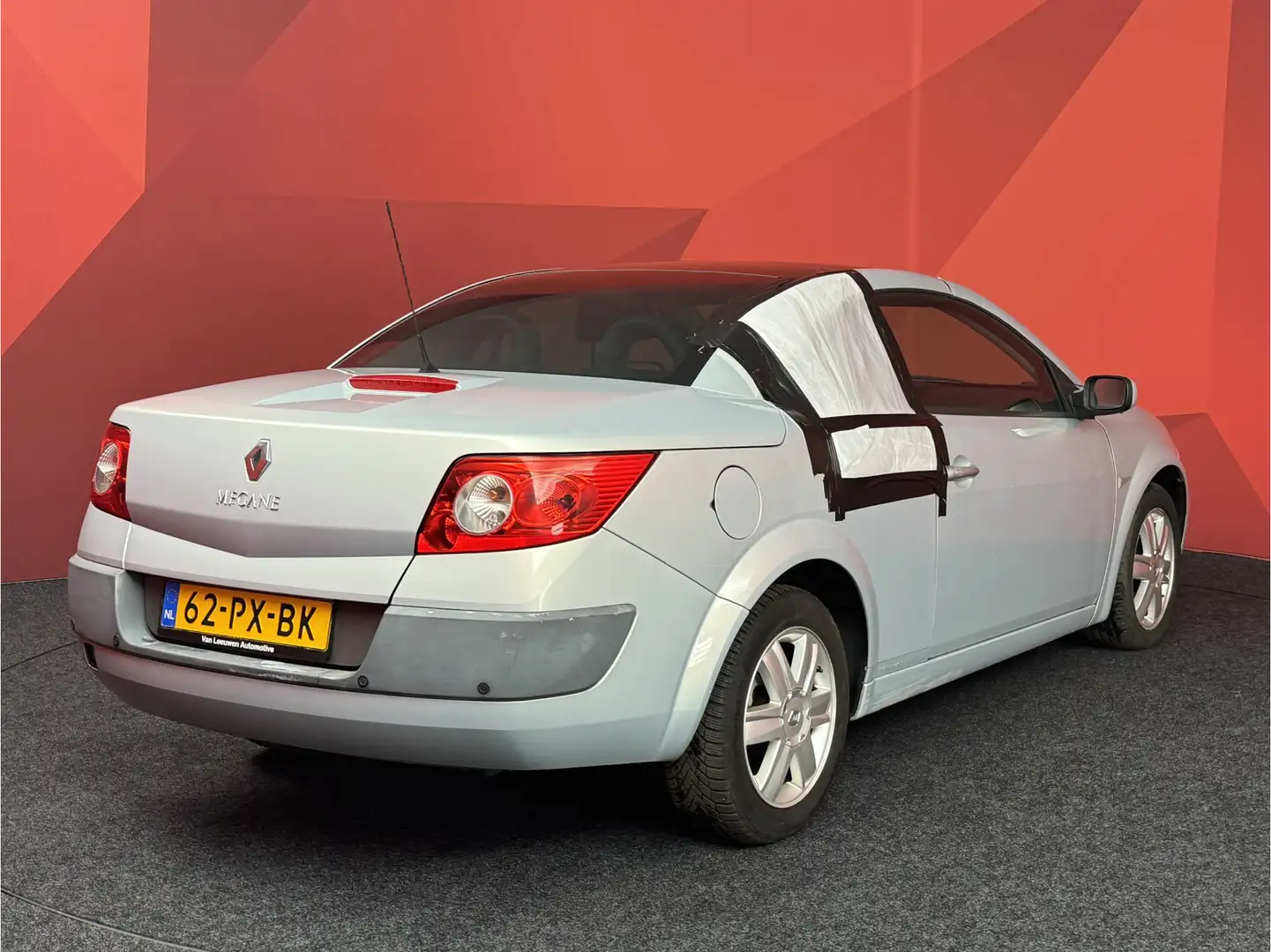 Renault Megane Coupé-Cabriolet 2.0-16V Privilège Luxe | Zo Mee | Grigio - 2