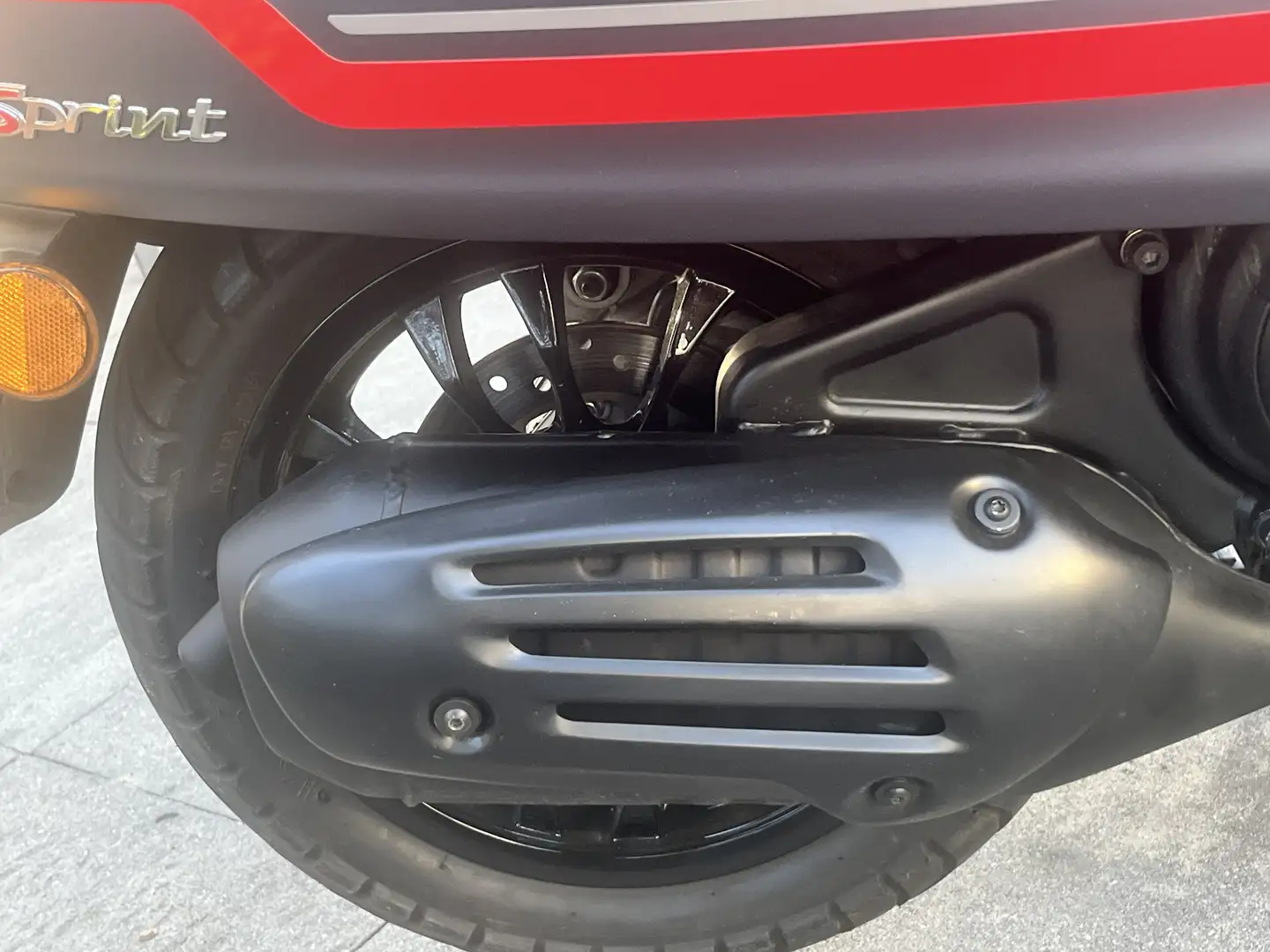 Vespa Sprint 50 custom  dubbel disck - 2