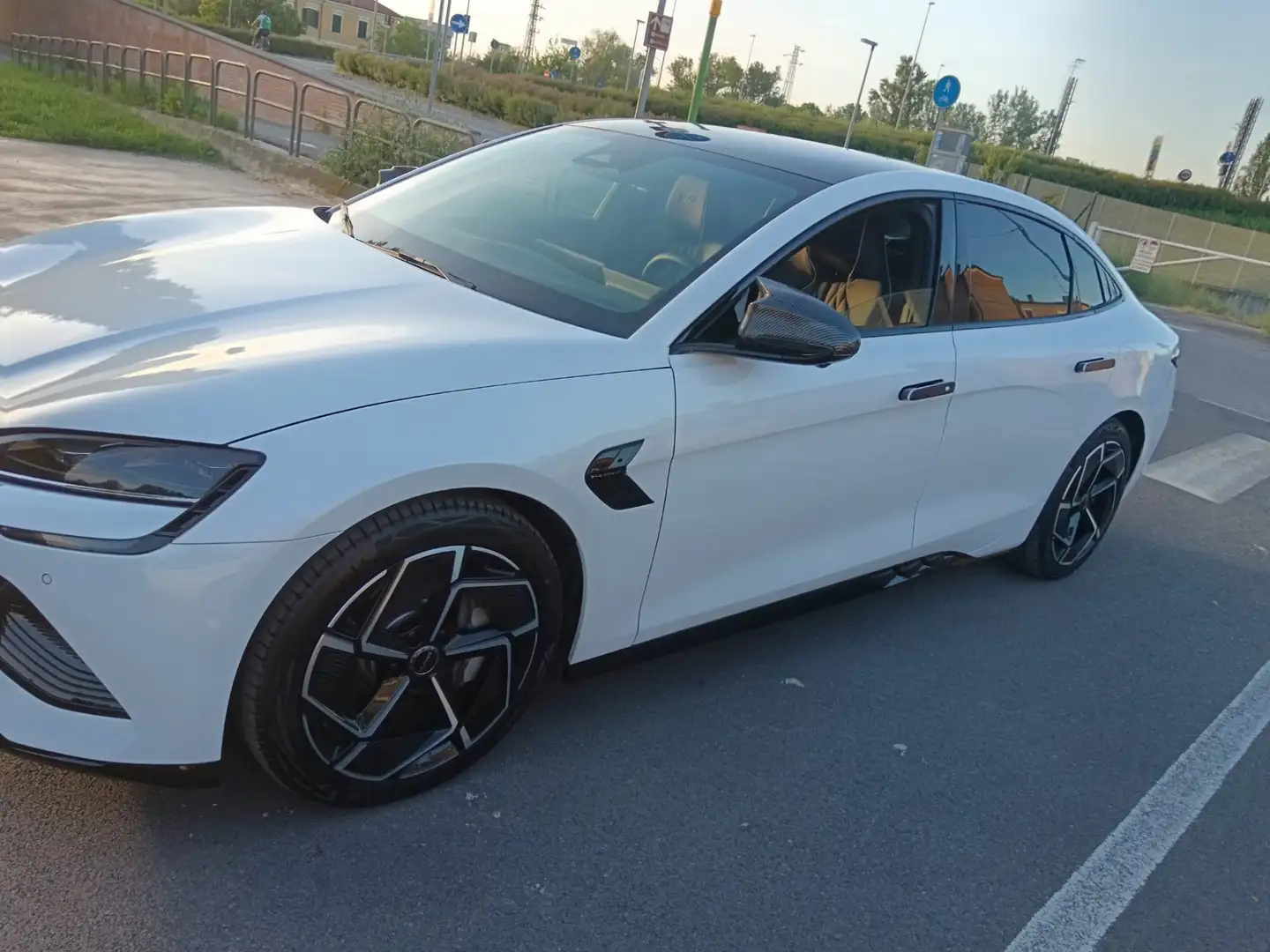 BYD Seal 82,5 kWh Design - 1