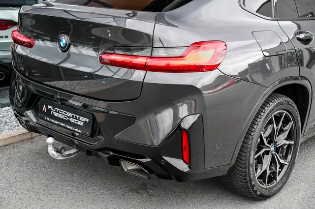 BMW X4 view 7