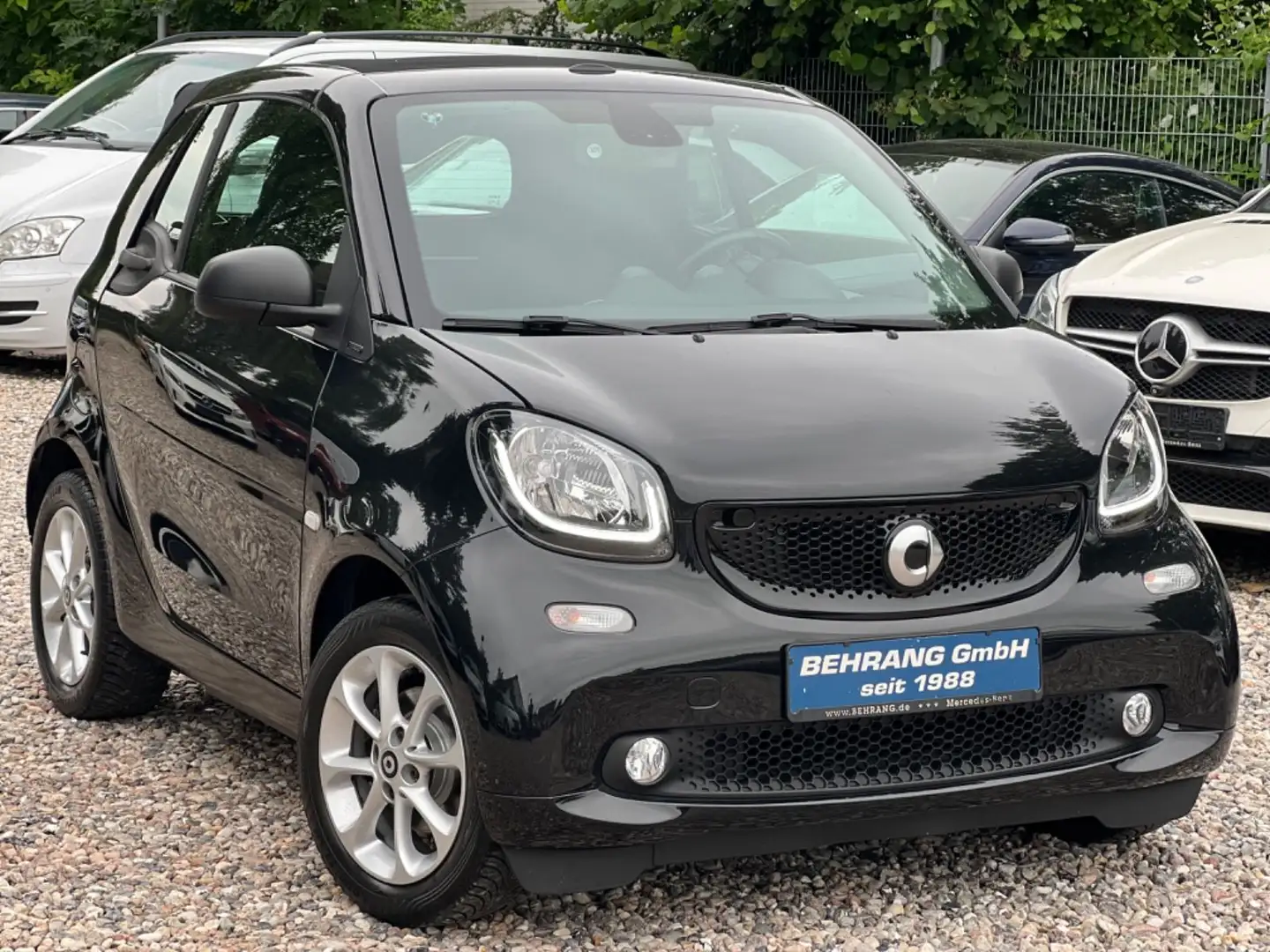 smart forTwo CABRIO*PASSION*NAVIGATION*SITZHEIZUNG* Schwarz - 1