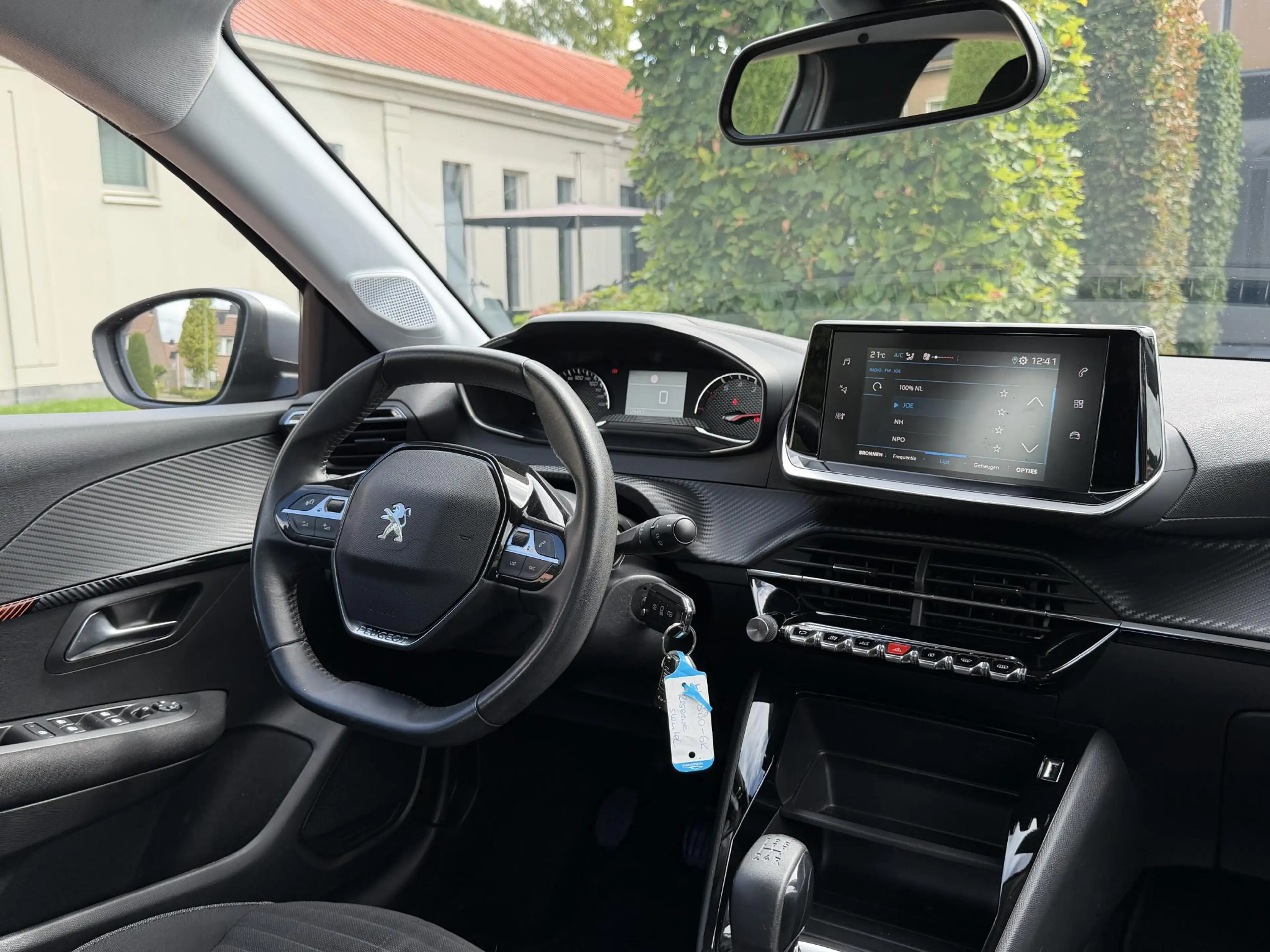 Peugeot 208 1.2 PureTech Active Apple Carplay - Navi — photo 2