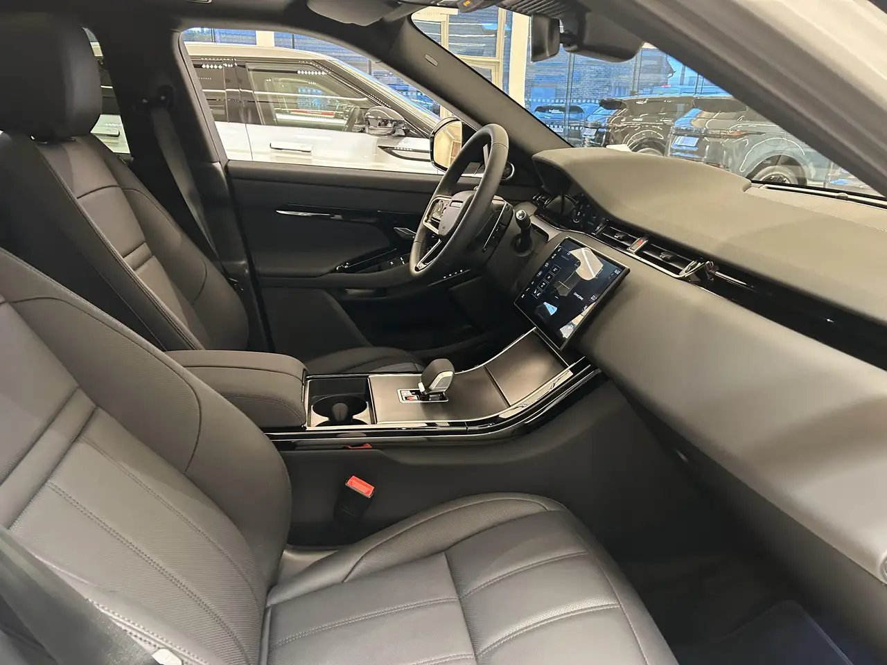 Land Rover Range Rover Evoque 2026