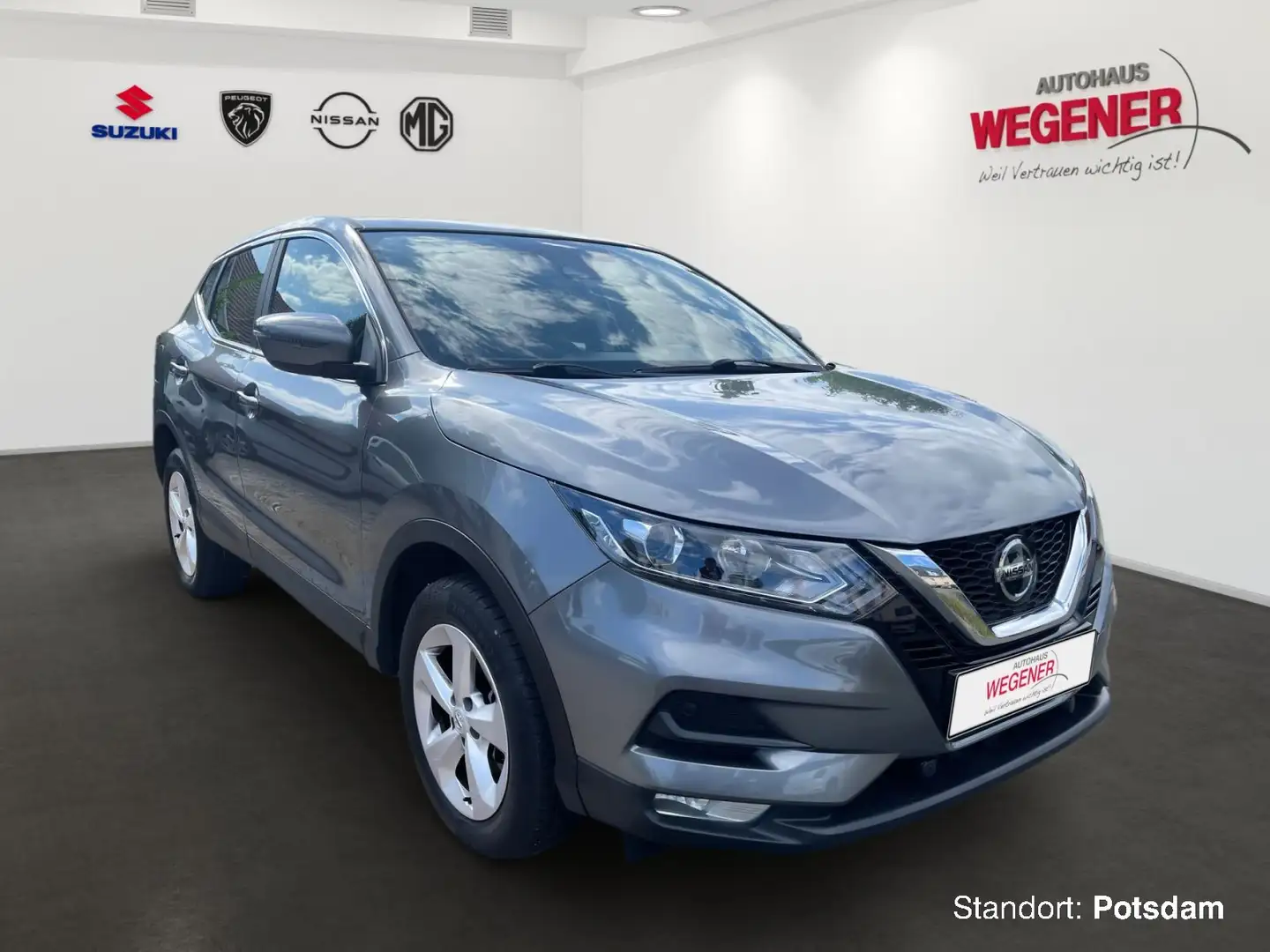Nissan Qashqai QASHQAI 1.3 DIGT 140 PS SHIRO NAVI AC KAMERA SHZ Gris - 1