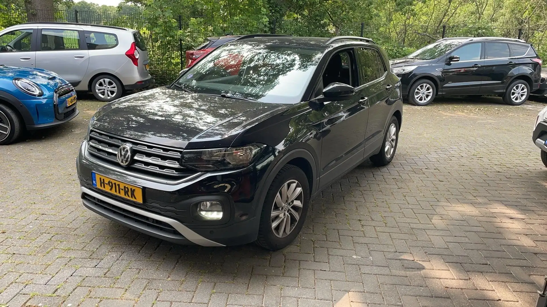 Volkswagen T-Cross 1.0 TSI Style Schwarz - 1