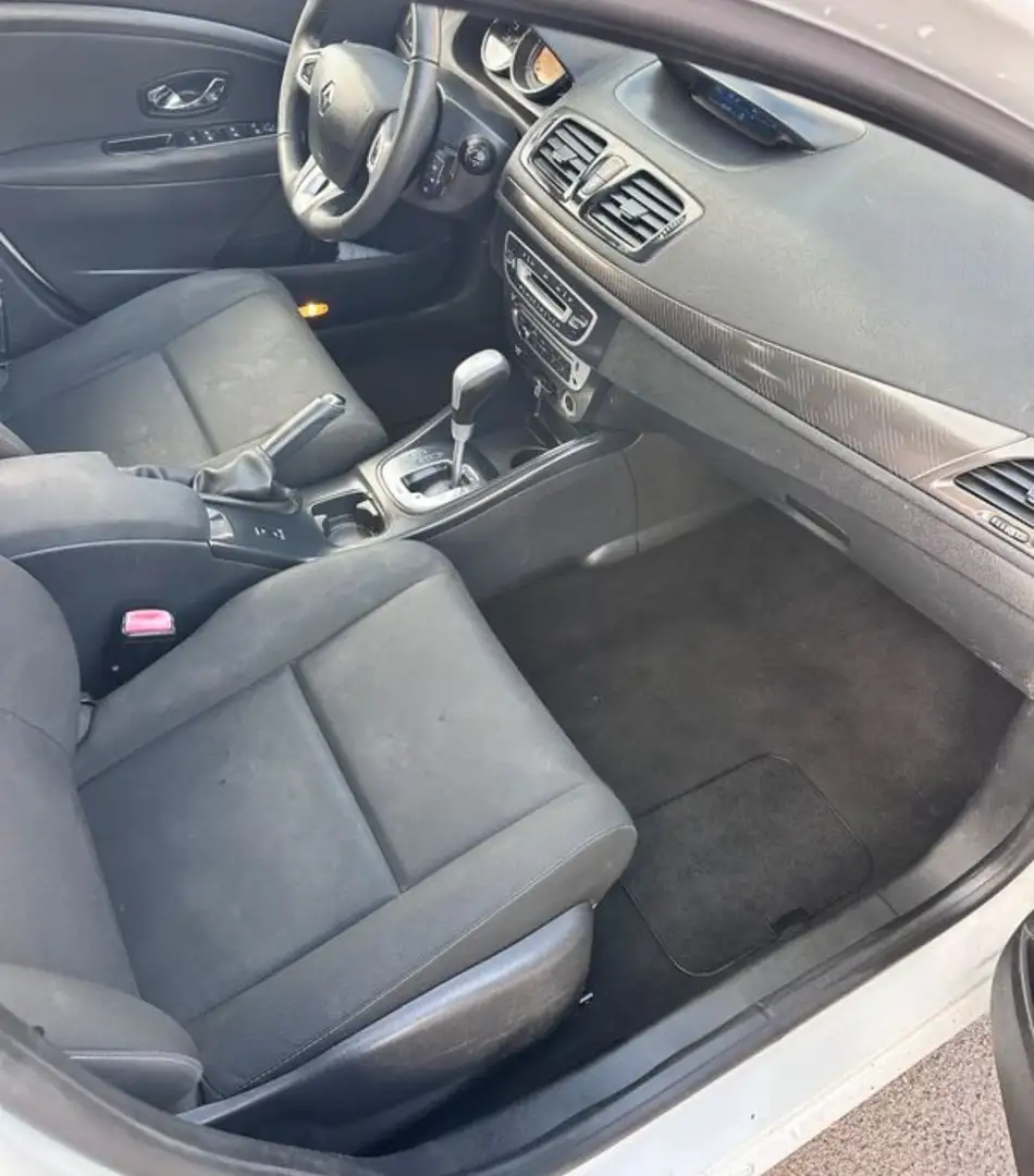 Renault Megane Mégane III dCi 110 FAP eco2 Business Euro 5 EDC - 2