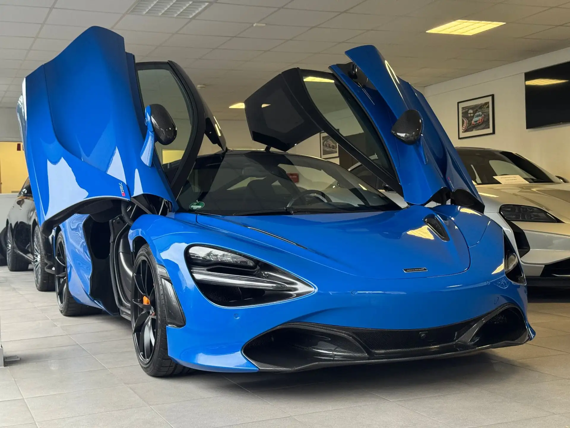 맥라렌 720S 720 Sport Coupe 2019 파랑 사진 8