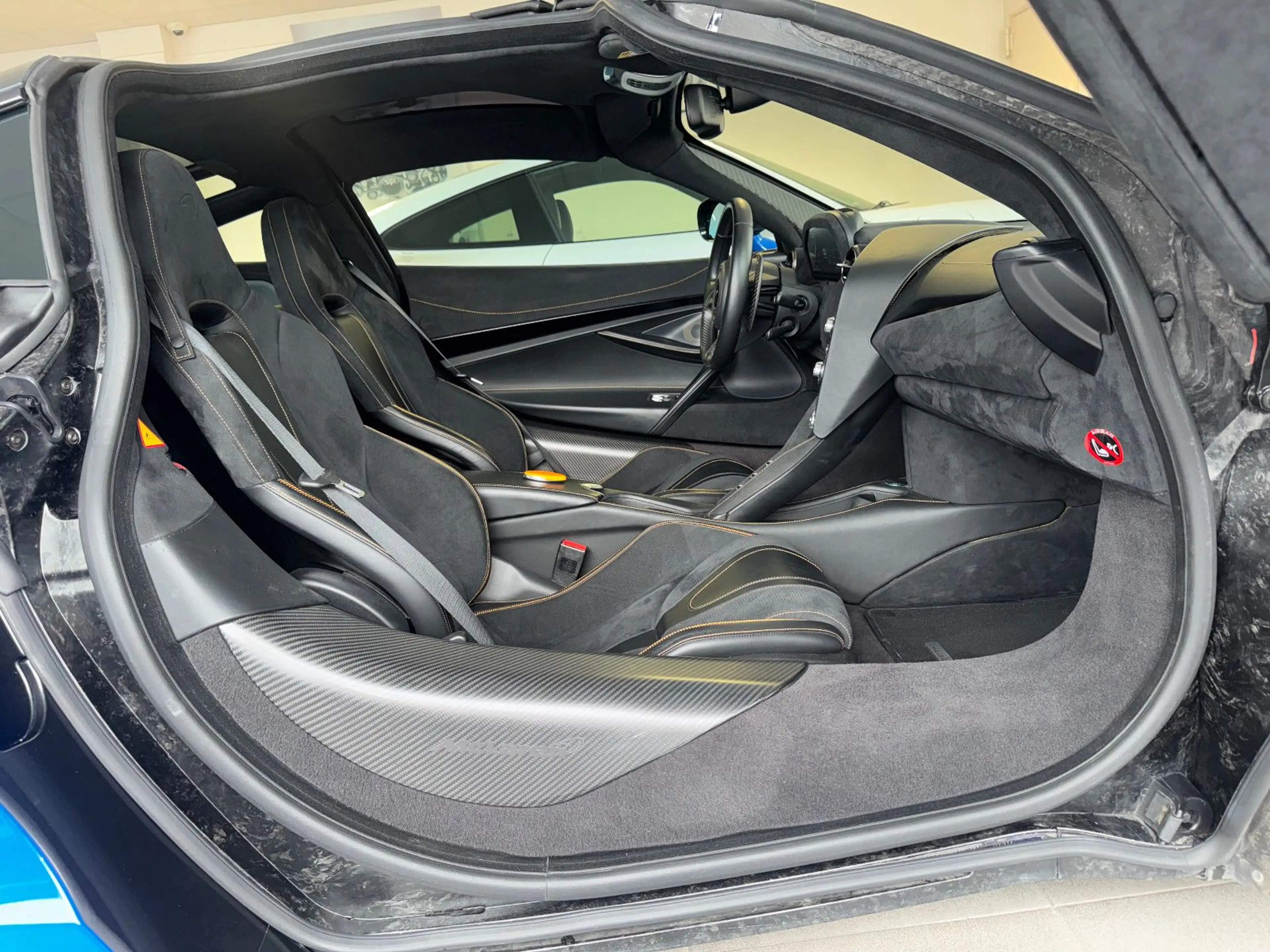McLaren 720S MSO Carbon Gorilla B&W 360 Lift Ceramic PPF — photo 14