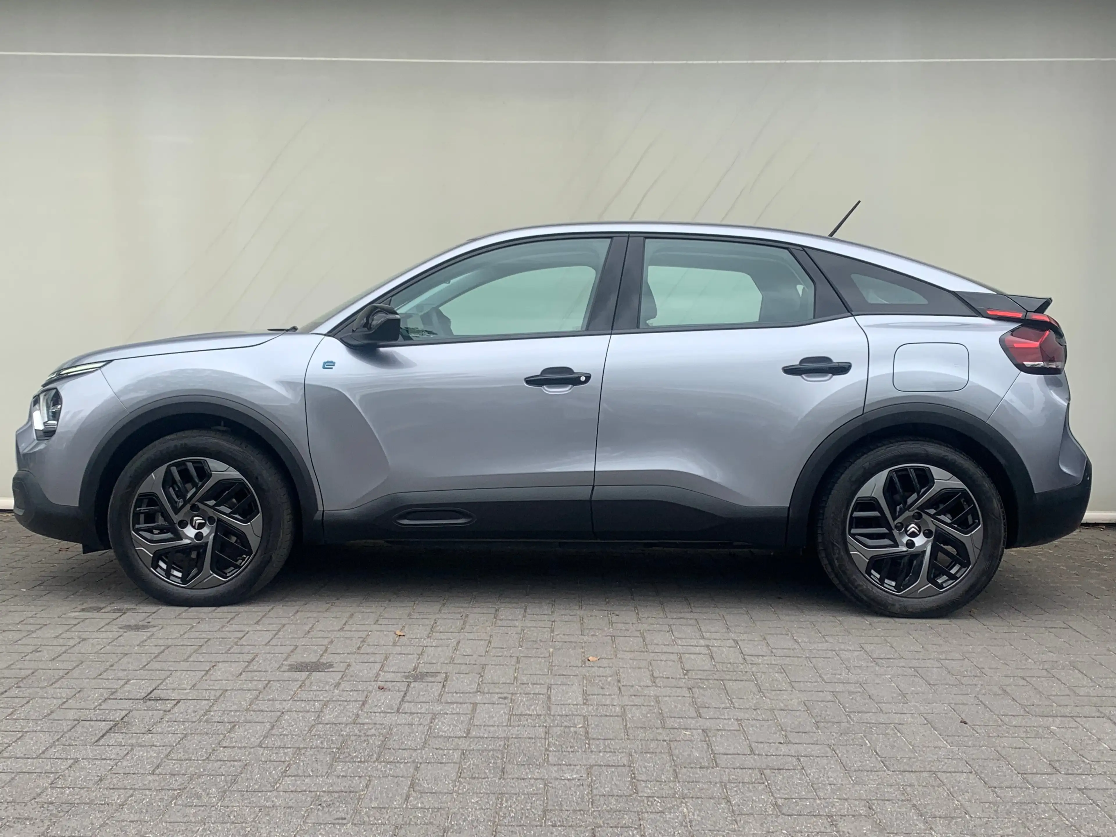 Citroen E-C4 Electric You 50 kWh Airco | AppleCarPlay/ Android Auto | Ca — photo 4