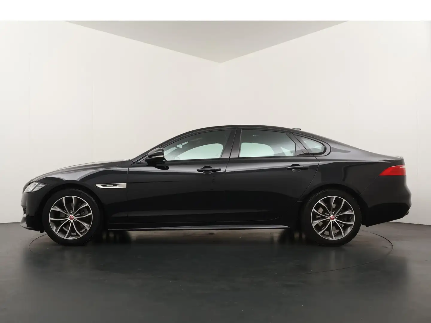 Jaguar XF 2.0d Portfolio - Lederen bekleding - Xenon koplamp Zwart - 2