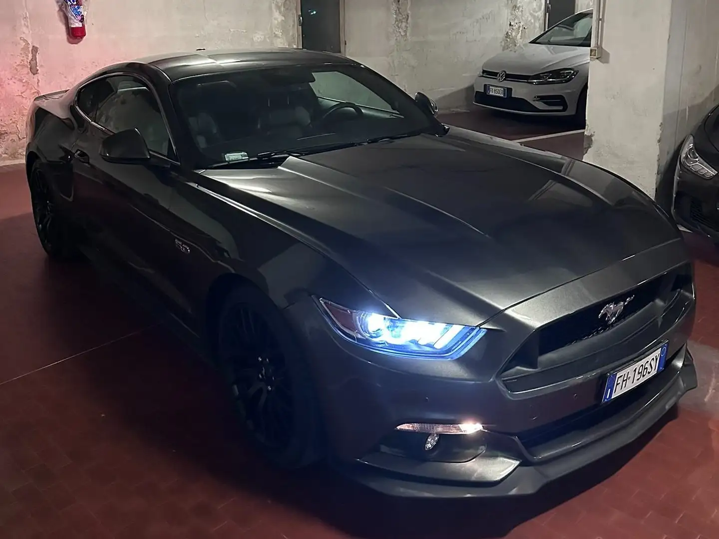 Ford Mustang Mustang VI  Fastback 5.0 ti-vct V8 GT 421cv auto Grey - 1