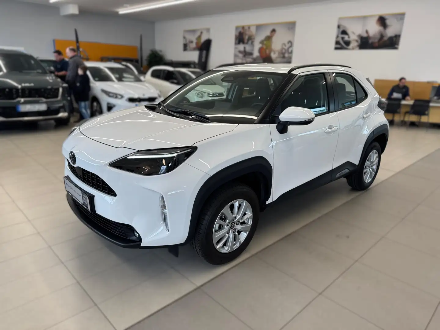 Toyota Yaris Cross 1.5 Hybrid Comfort 15-Jahre-Garantie Blanc - 1