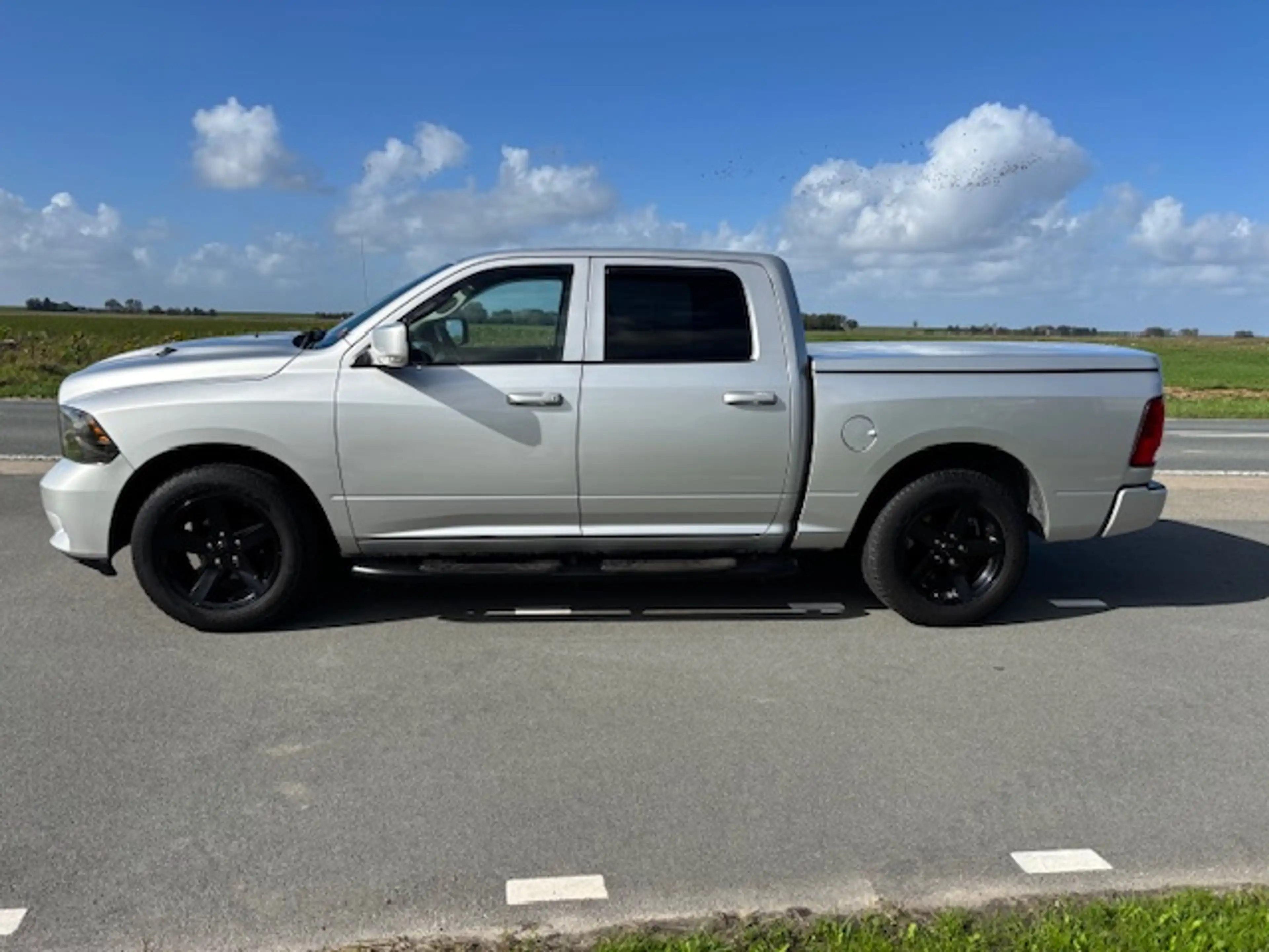 Dodge RAM 1500 sport 200 L lpg finanaciering v/a 345 p/m — photo 9