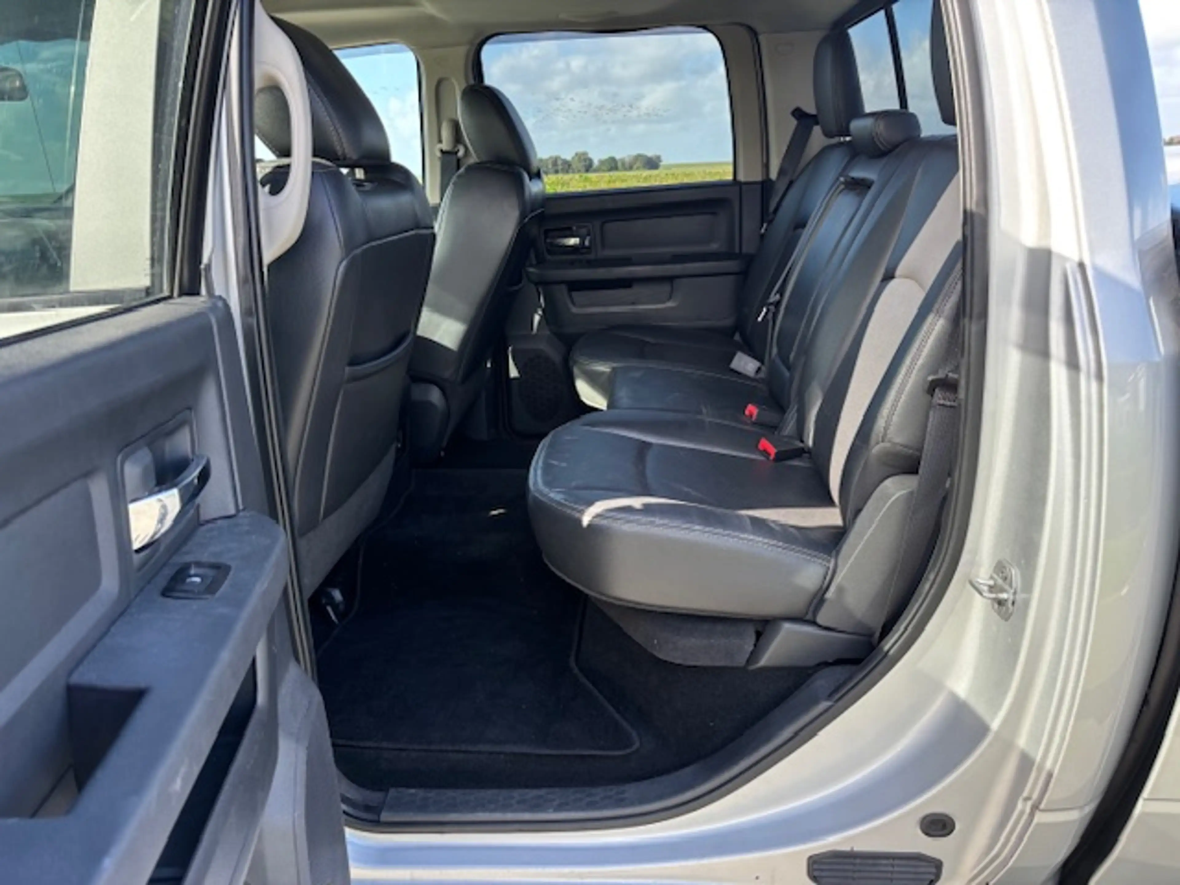 Dodge RAM 1500 sport 200 L lpg finanaciering v/a 345 p/m — photo 11