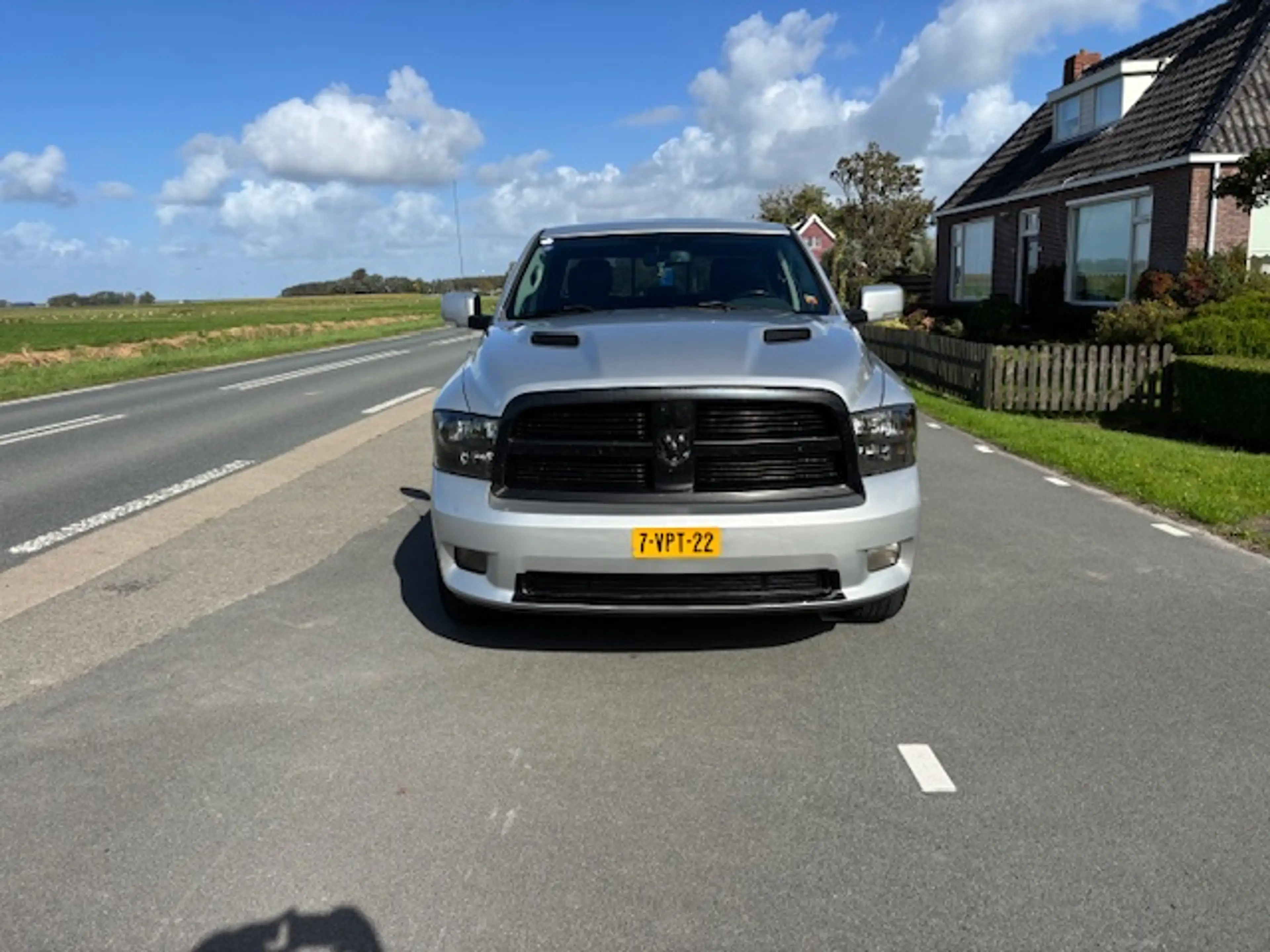 Dodge RAM 1500 sport 200 L lpg finanaciering v/a 345 p/m — photo 2