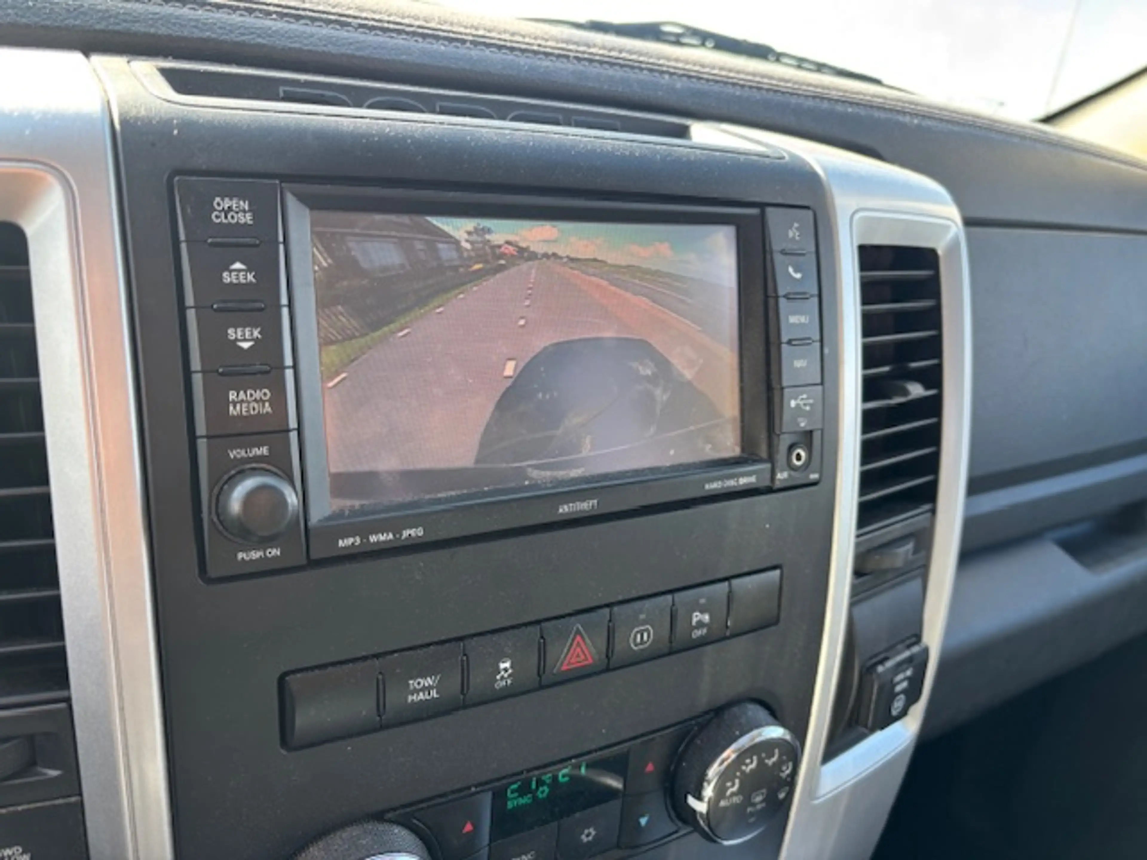 Dodge RAM 1500 sport 200 L lpg finanaciering v/a 345 p/m — photo 12