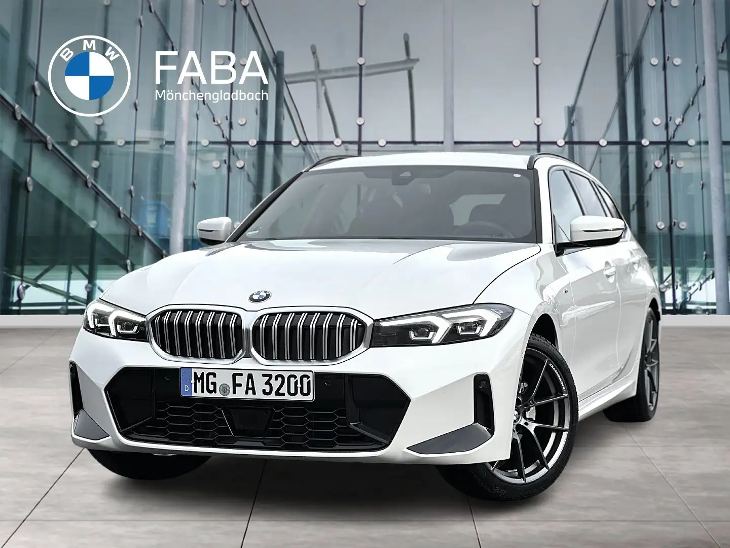 BMW 320 i Touring M Sportpaket HiFi DAB RFK Shz Weiß - 1