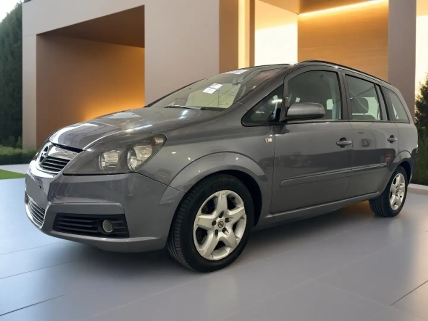 Opel Zafira 1.9CDTi Cosmo 120 Gris - 1