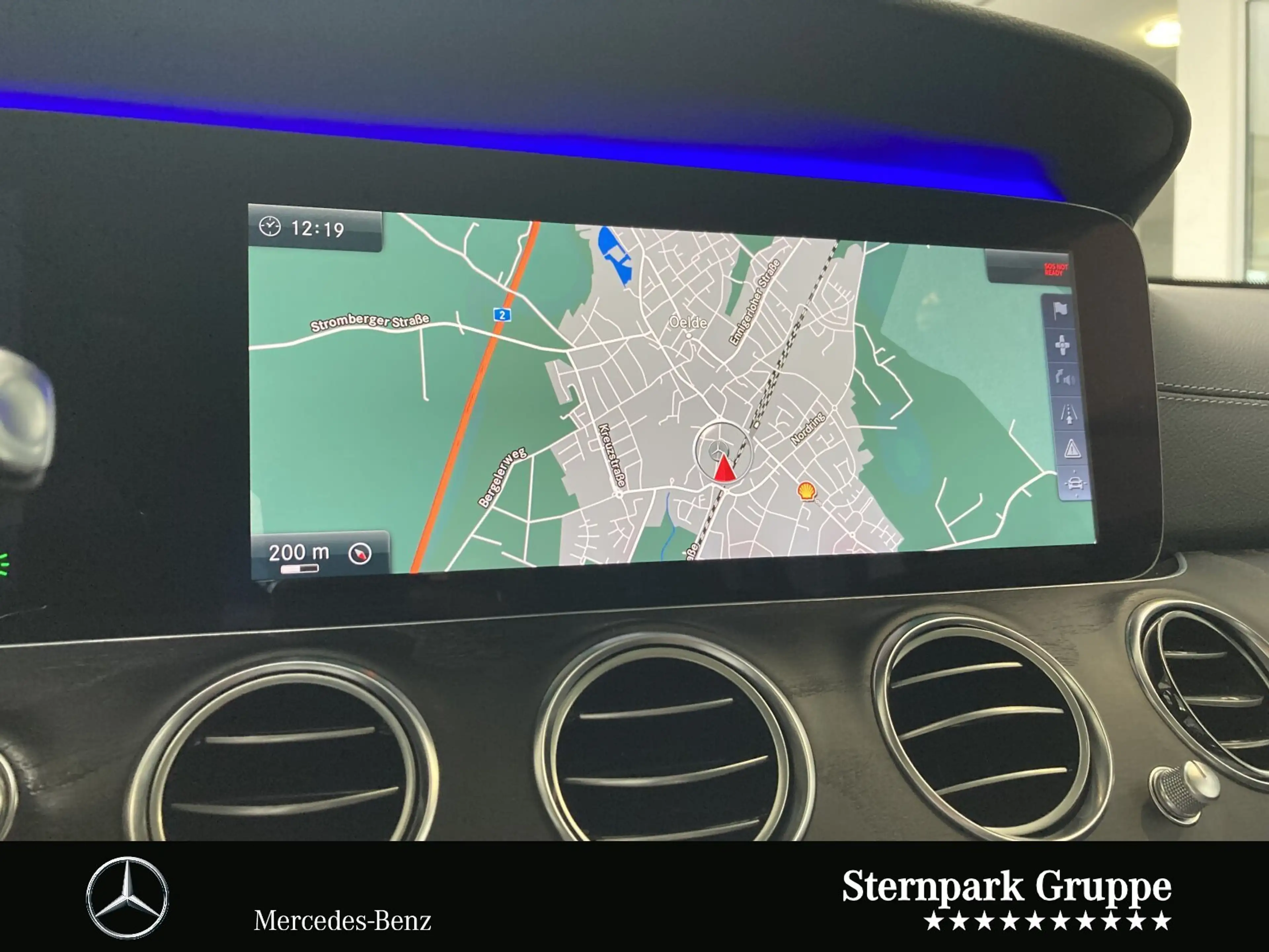 Mercedes-Benz E 350 E 350 d T-Modell Pano+HuD+360°K+Dist AMG Line LED — photo 8