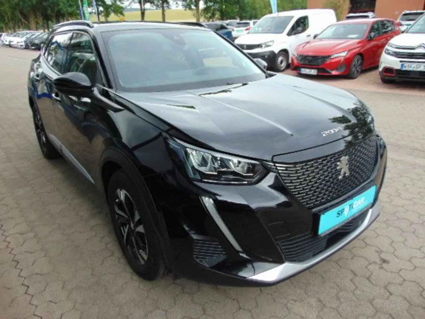 Peugeot 2008 Allure Zwart - 2