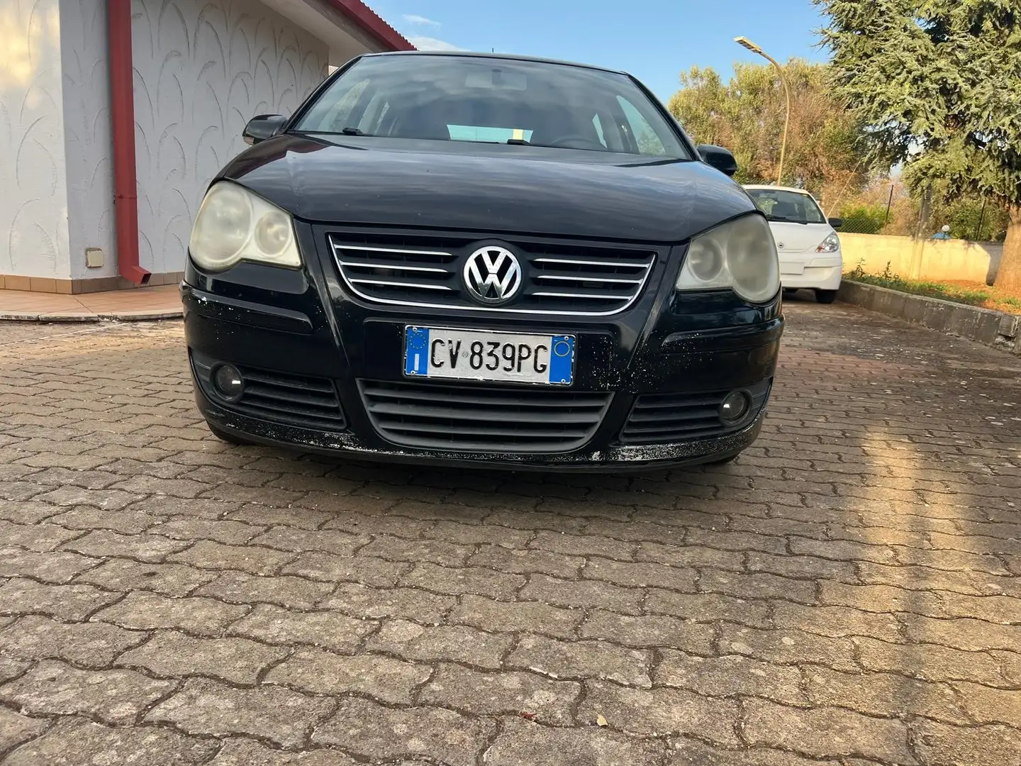 Volkswagen Polo Polo IV 2005 3p 1.4 tdi Sportline 80cv Zwart - 1