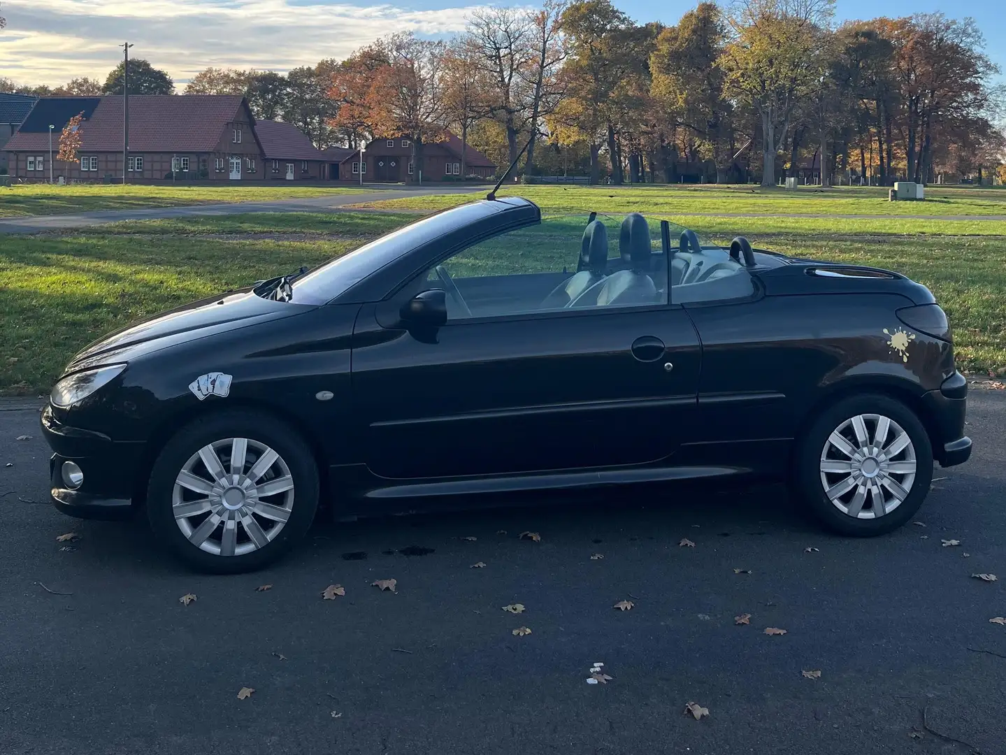 Peugeot 206 Peugeot 206 CC Sport 2.0l Schwarz - 2