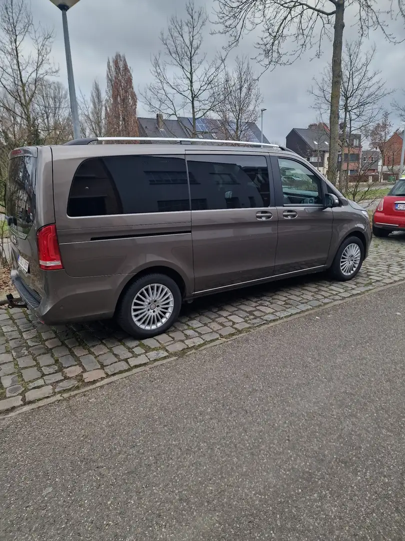 Mercedes-Benz V 220 (BlueTEC) d lang 7G-TRONIC Avantgarde - 1