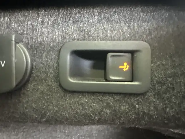 Volkswagen Passat view 8