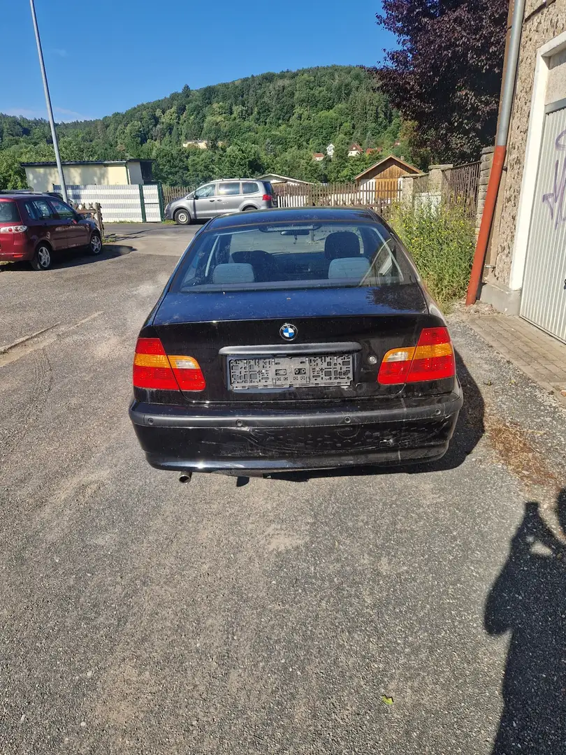 BMW 318 318i - 2