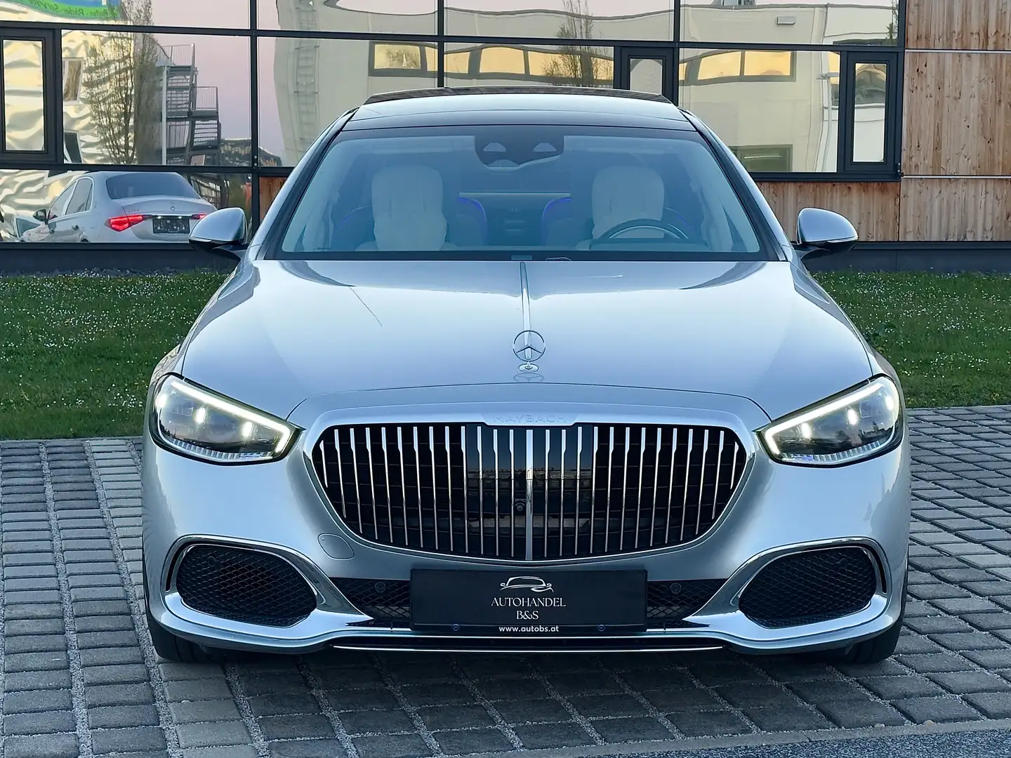 Mercedes-Benz S 580 Maybach 4MATIC *MANUFAKTUR, MEGA-VOLL, TRAUM* Silber - 2