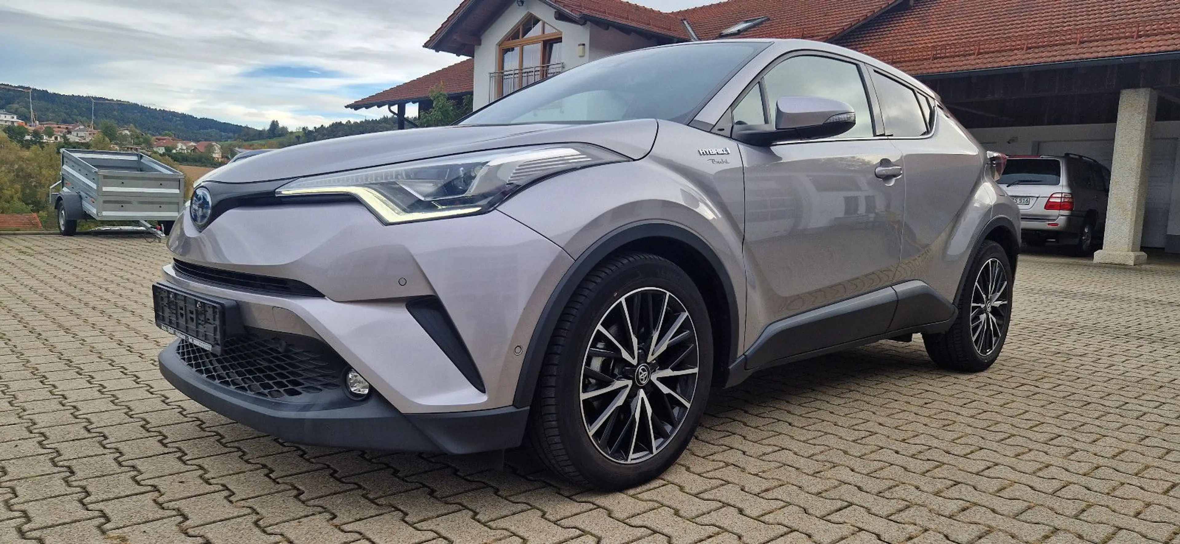 Toyota C-HR Hybrid Lounge