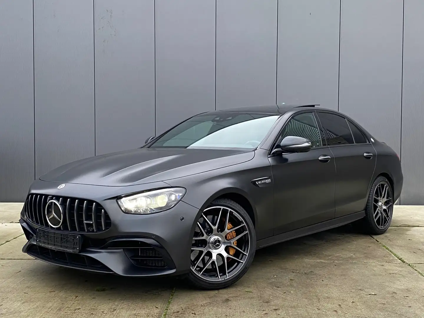 Mercedes-Benz E 63 AMG S 4MATIC+ Final Edition 1 of 999 / Keramisch / Gar Gris - 1