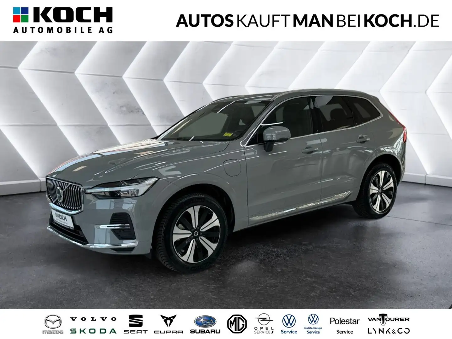 Volvo XC60 T6 Plug-In AWD Plus ACC AHK H/K BLIS PANO LED Gris - 1