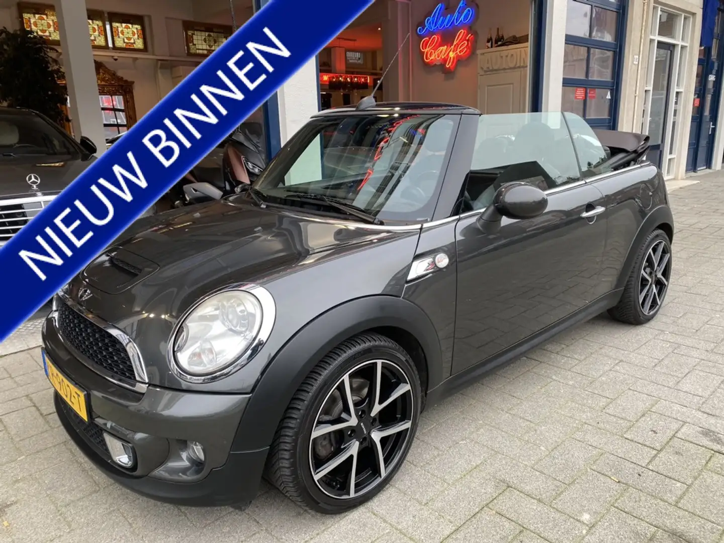MINI Cooper S Cabrio Mini 1.6 Chili NAVI/CLIMA/PDC/XENON Grijs - 1