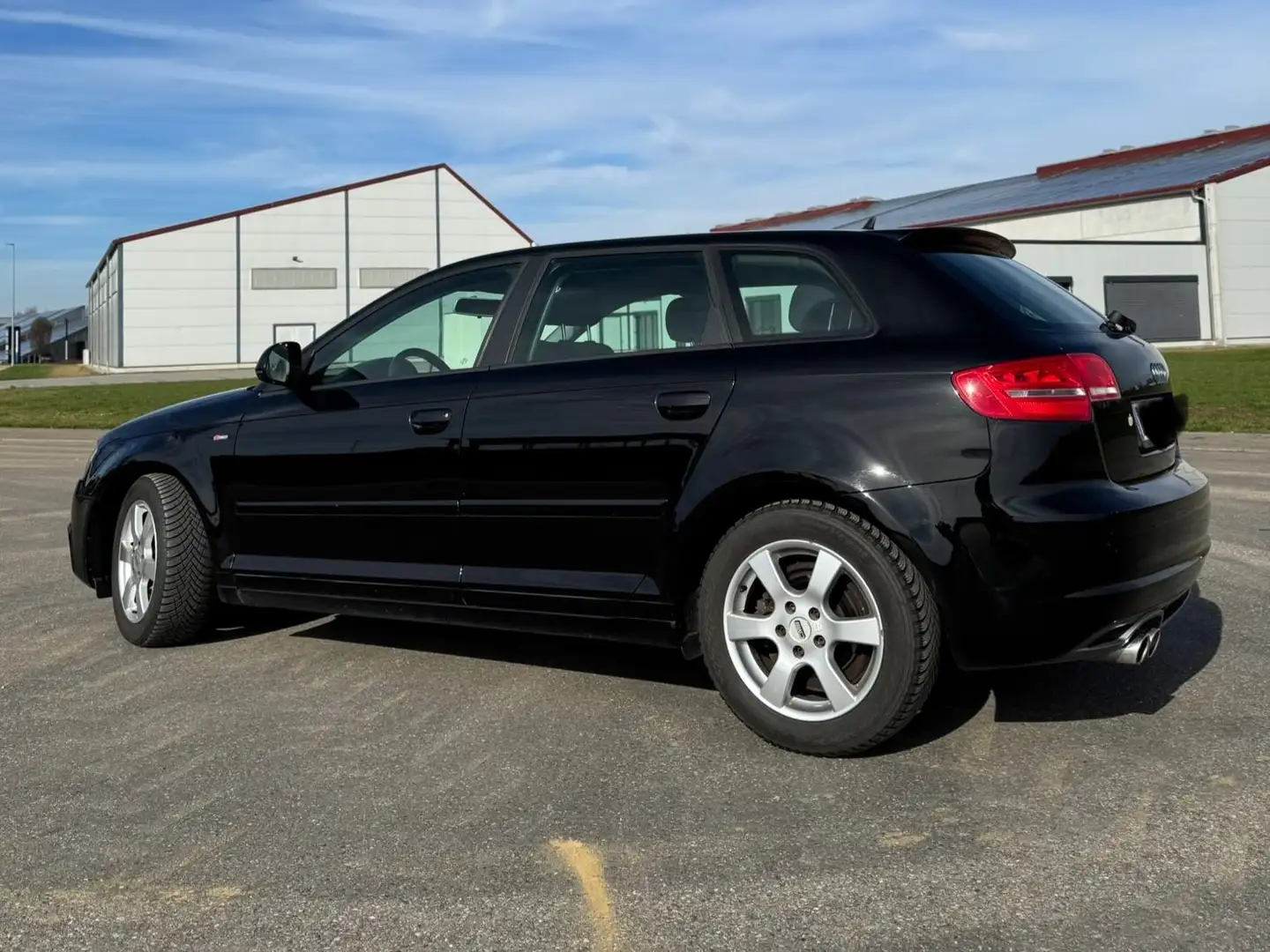Audi A3 2.0 TDI Sportback DPF S line - 2