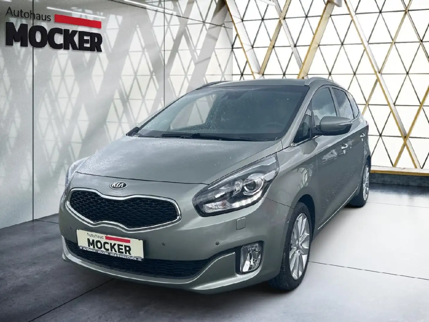 Kia Carens Spirit Argent - 1