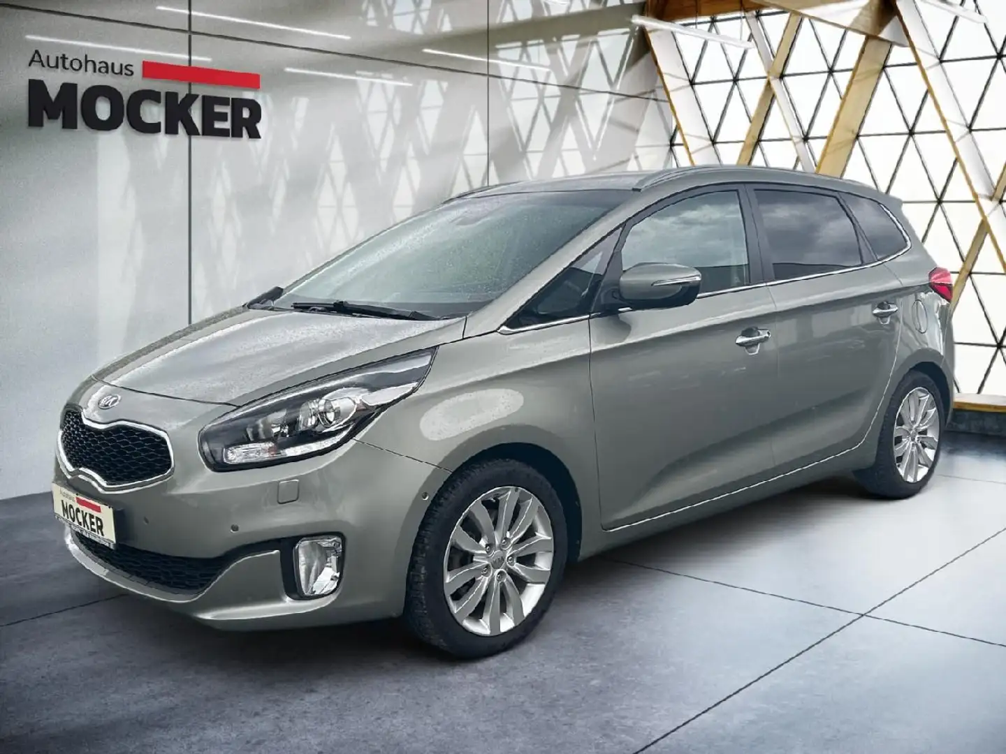 Kia Carens Spirit Argent - 2