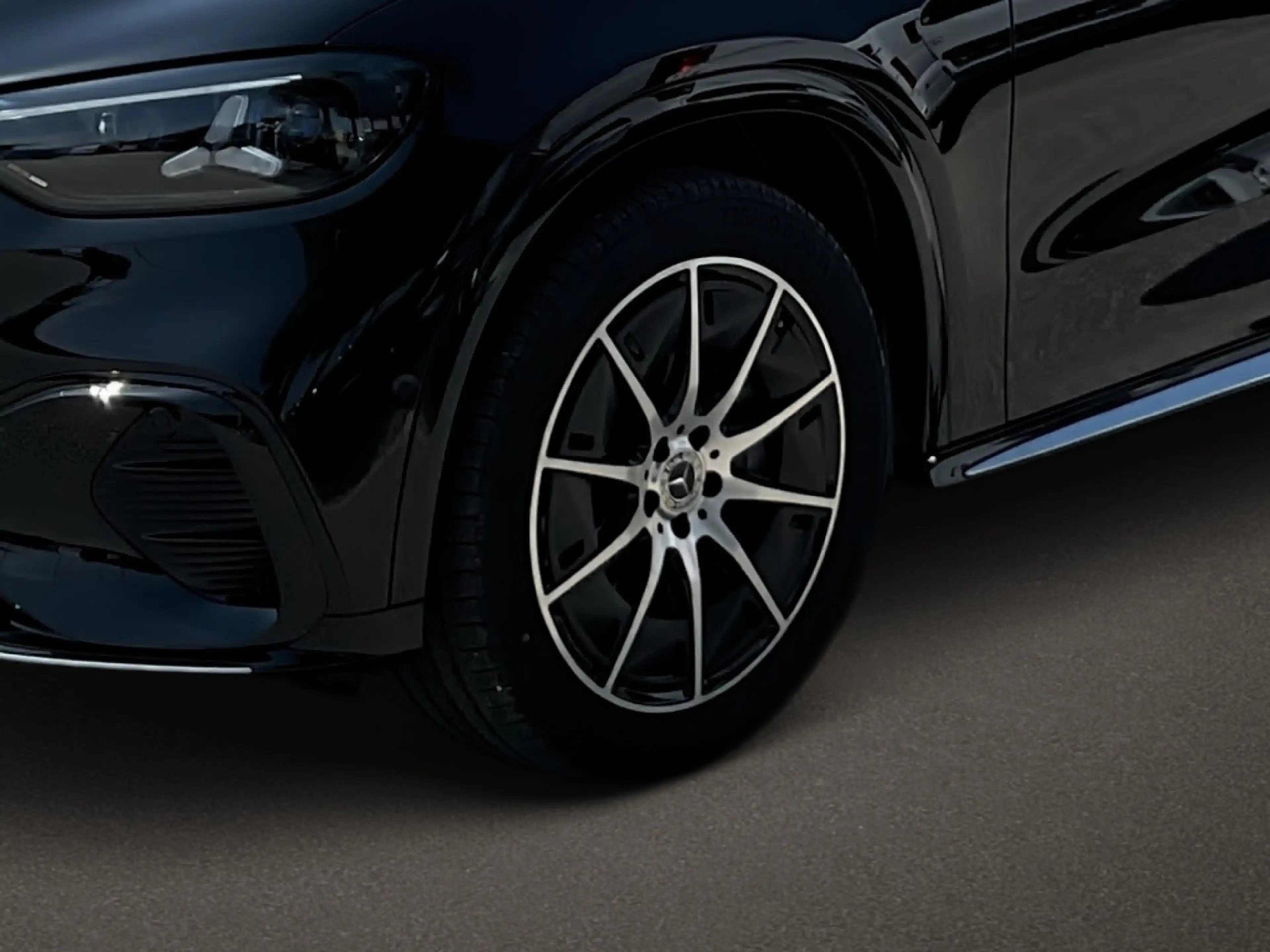 Mercedes-Benz GLC 400 4M EQ AMG*AHK*Sky-Pano*Dig.-Light*Memory — photo 8