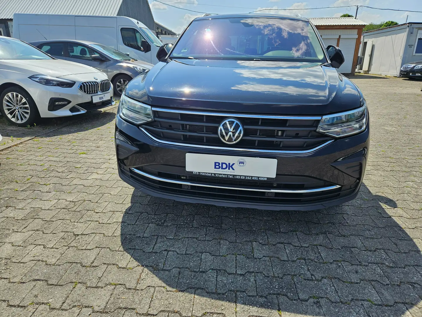 Volkswagen Tiguan Active Navi, Kamera, PDC Schwarz - 2