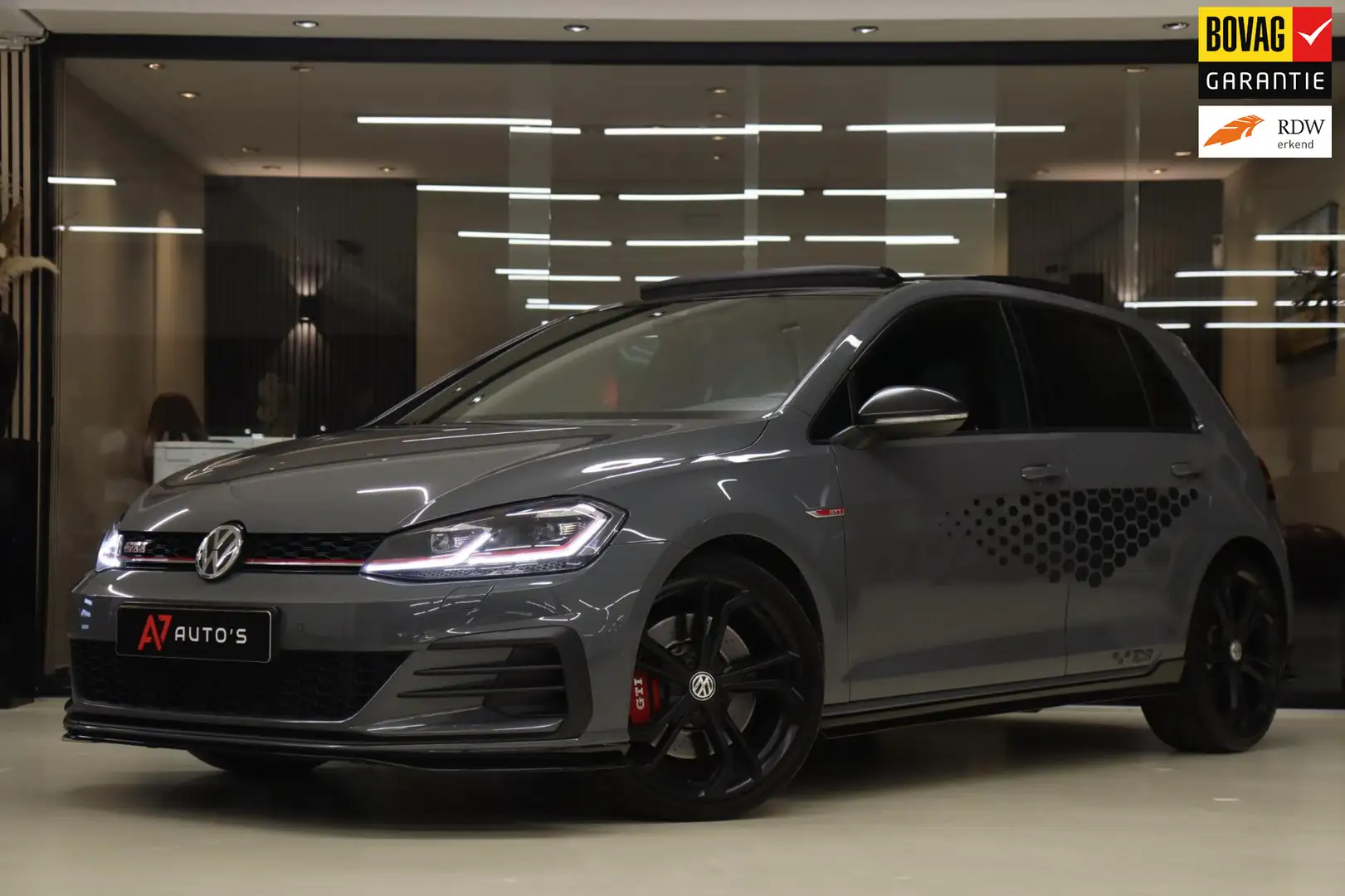 Volkswagen Golf GTI 2.0 TSI TCR /PANO/CAM/KEYLESS/ACC/LANEASSIST/VOL Gris - 1