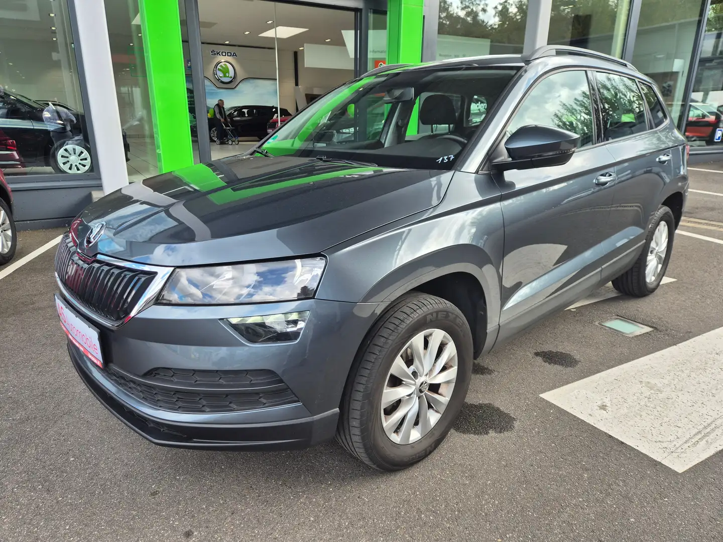 Skoda Karoq Ihr Skoda Vertragshändler Grau - 1