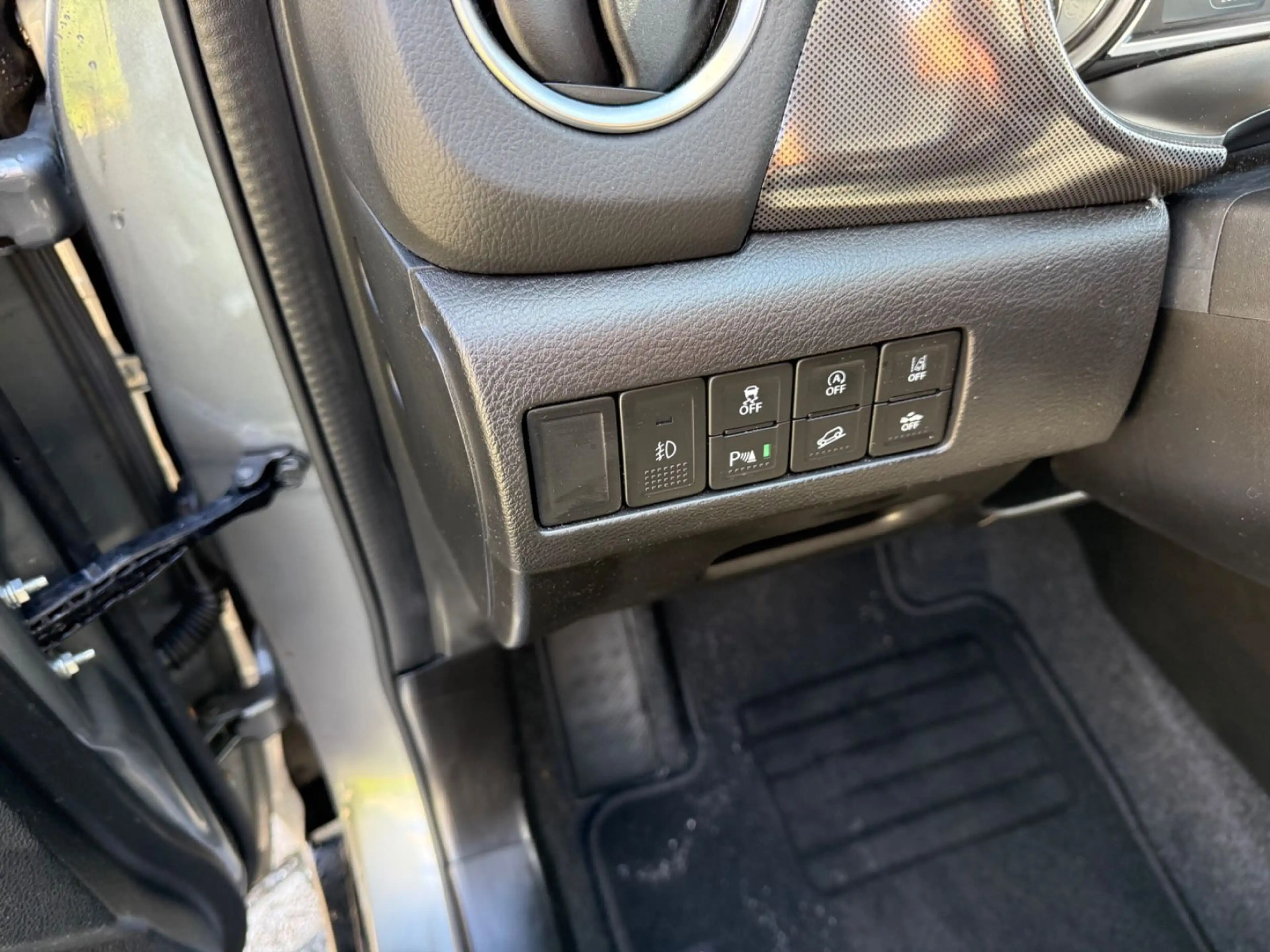 Suzuki Vitara 1.4 Comfort 4x4 Navi,Pano,R.K,PDC,SHZ,1.H — photo 13