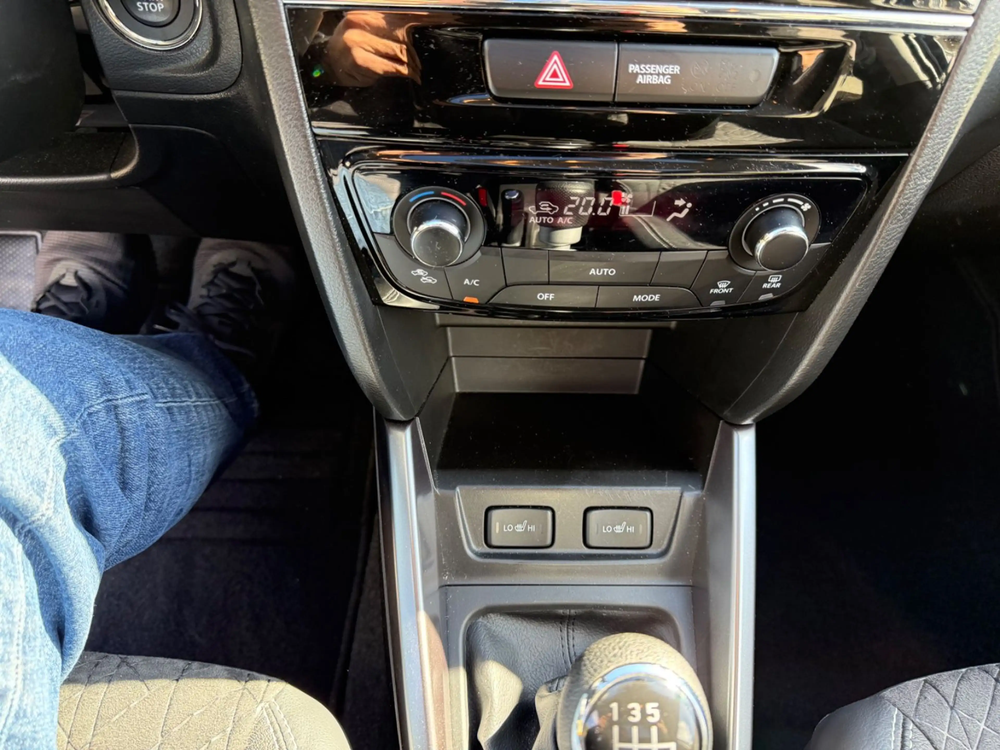 Suzuki Vitara 1.4 Comfort 4x4 Navi,Pano,R.K,PDC,SHZ,1.H — photo 16