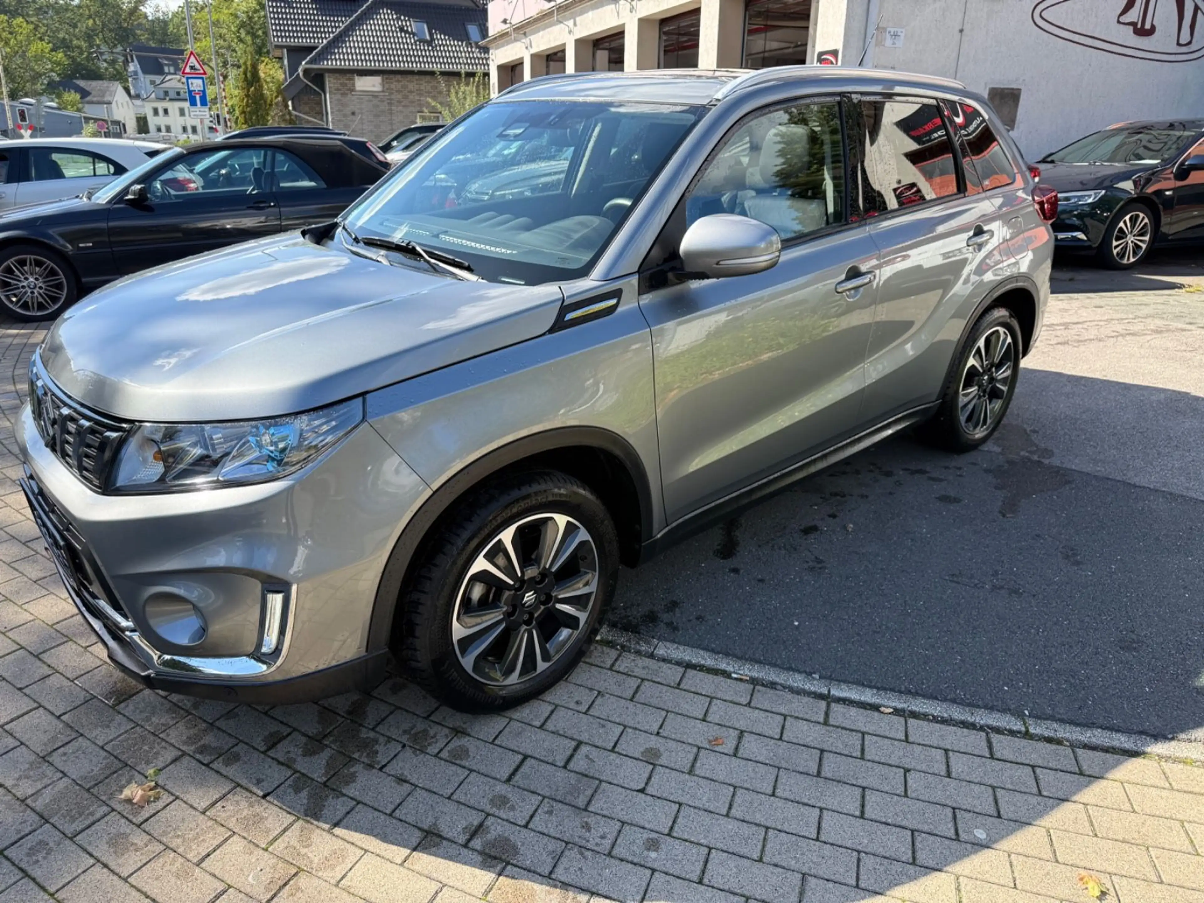 Suzuki Vitara 1.4 Comfort 4x4 Navi,Pano,R.K,PDC,SHZ,1.H