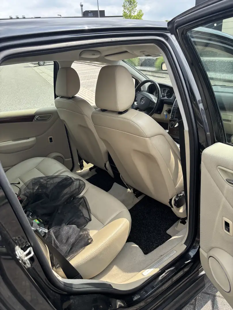 Mercedes-Benz B 180 BlueE. Bns Cl. Zwart - 2