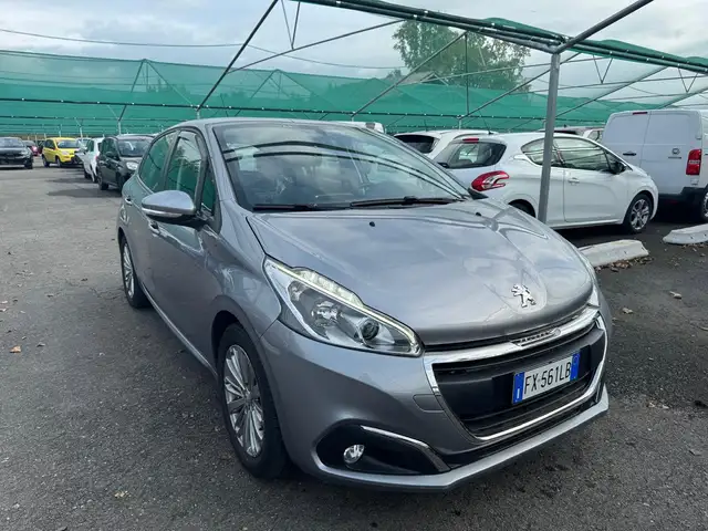 Peugeot 208 5p 1.2 puretech Allure s&amp;s 82cv
