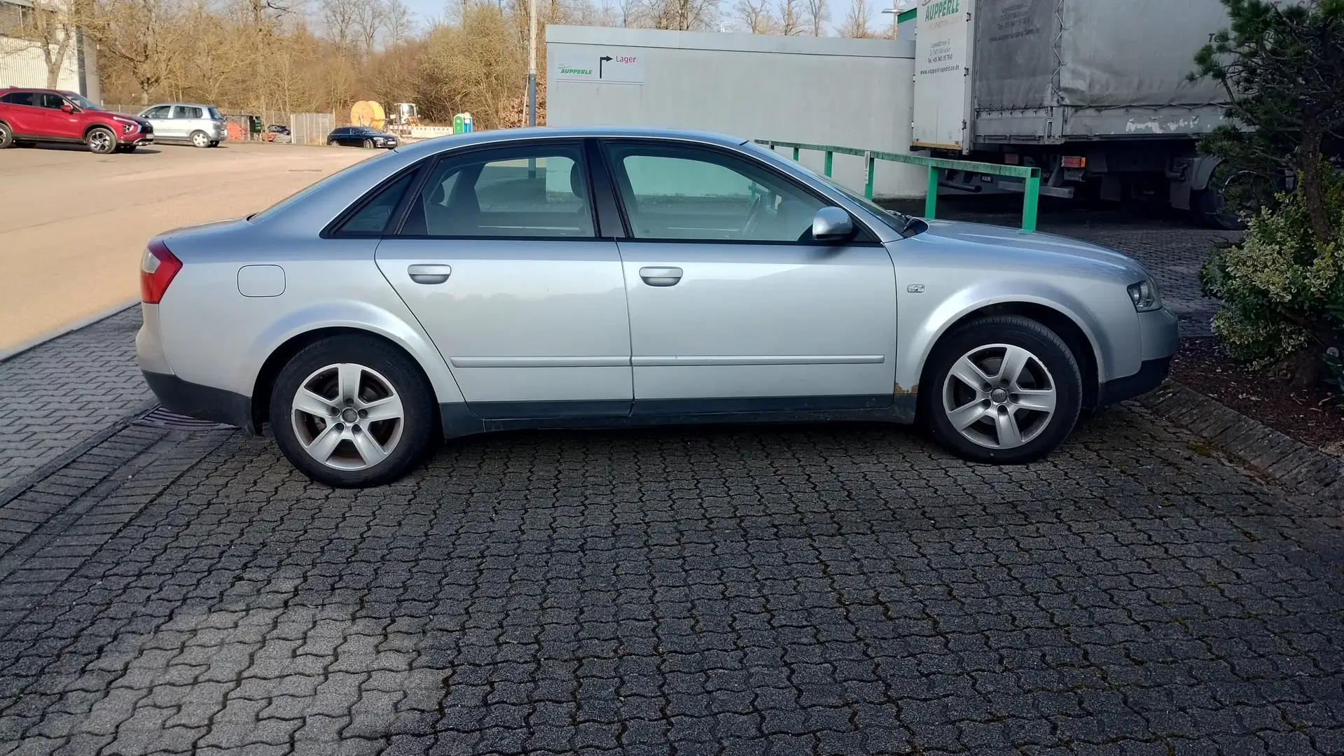 Audi A4 A4+2.0 Silber - 1