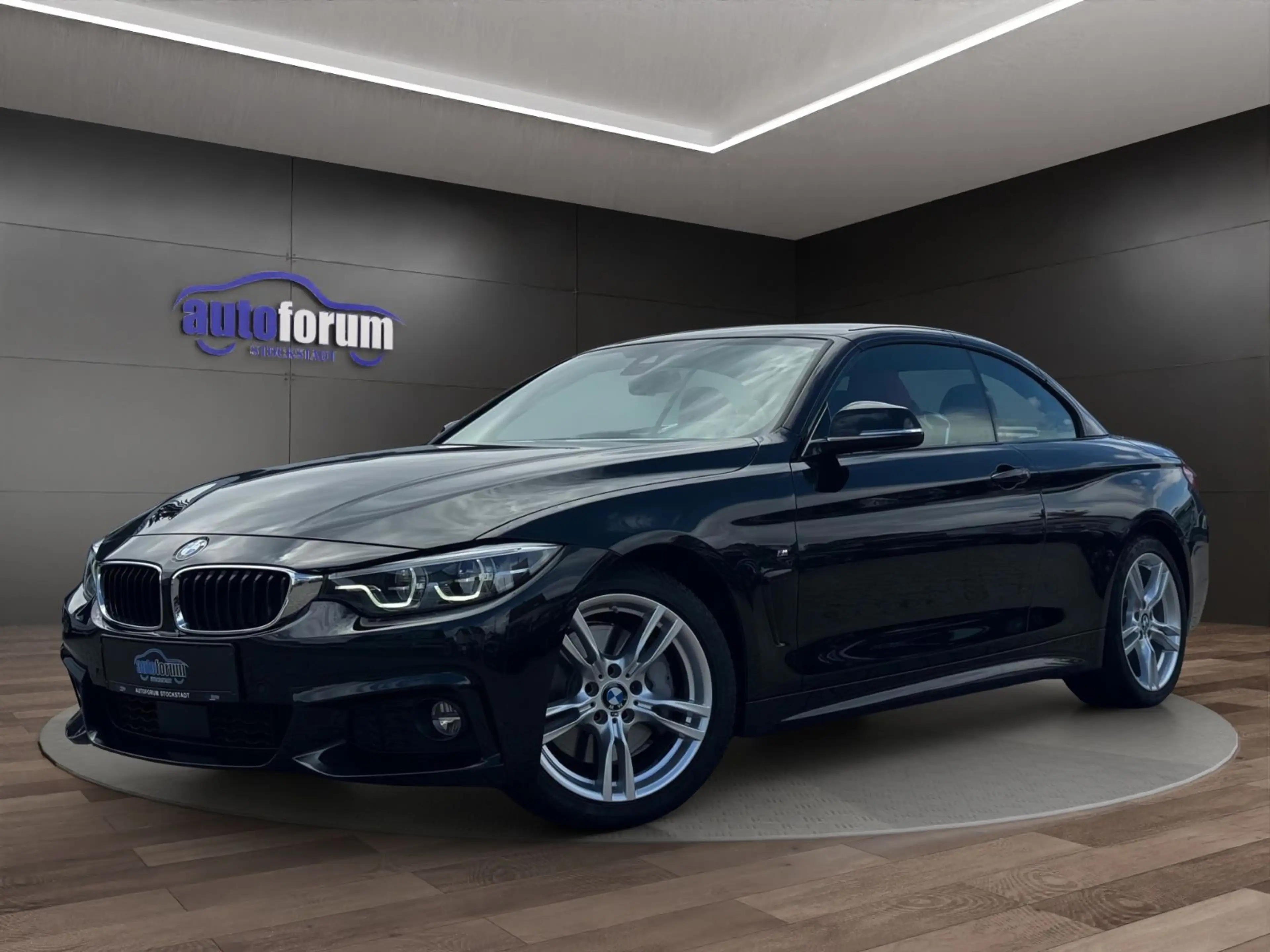 BMW 440 i Cabrio M Sport 1.HAND°10.700KM°H&K°LED°ACC
