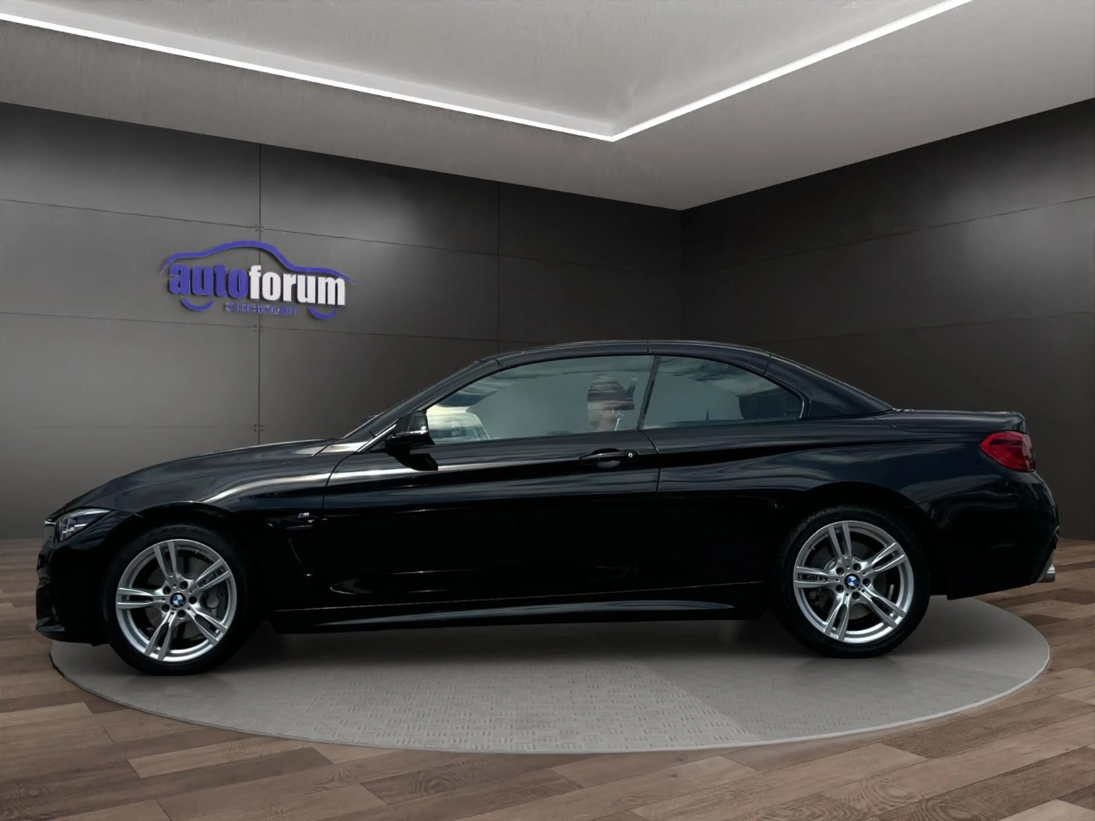 BMW 440 i Cabrio M Sport 1.HAND°10.700KM°H&K°LED°ACC — photo 9