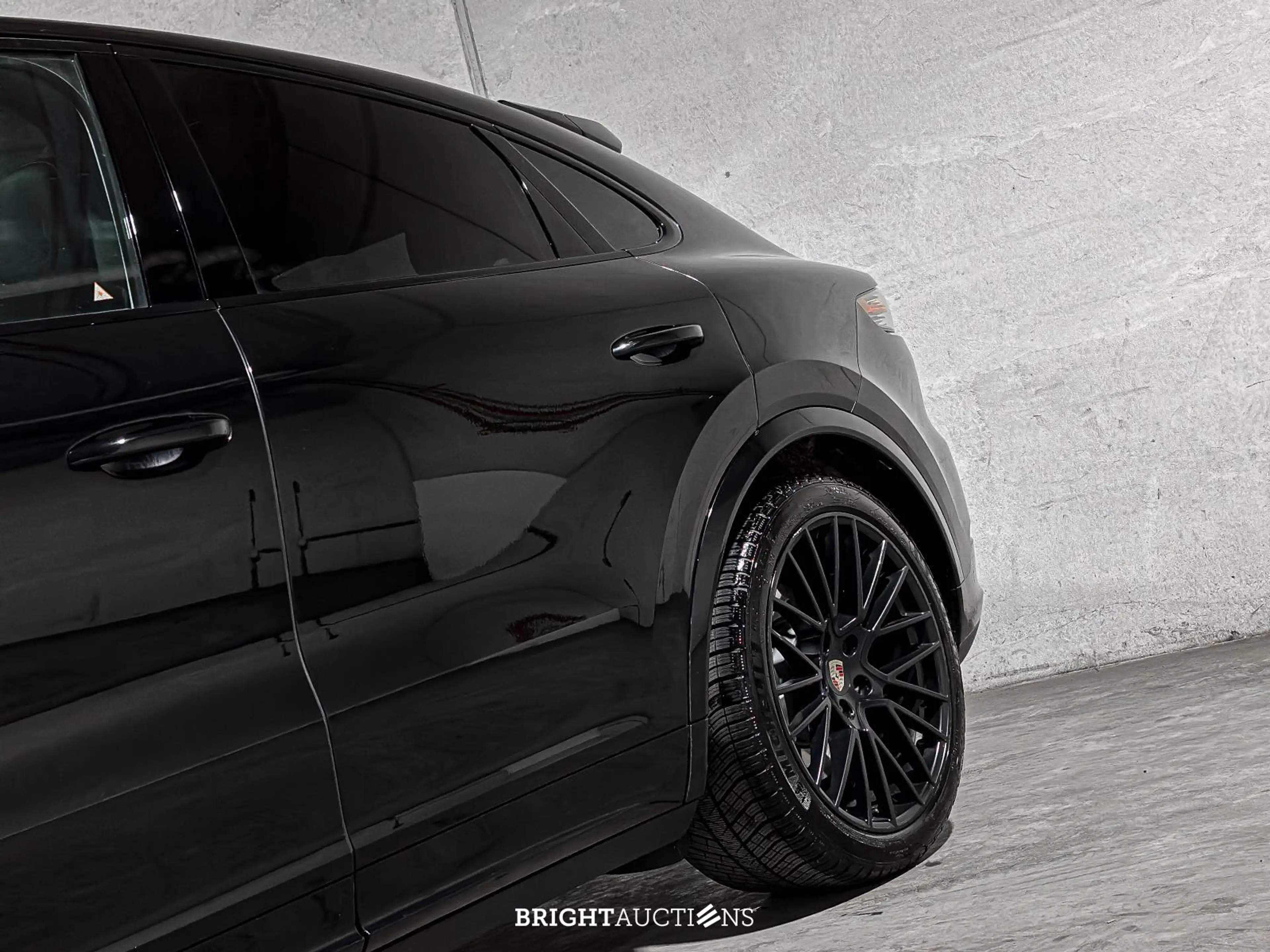 Porsche Cayenne Turbo 4.0 V8 — photo 6